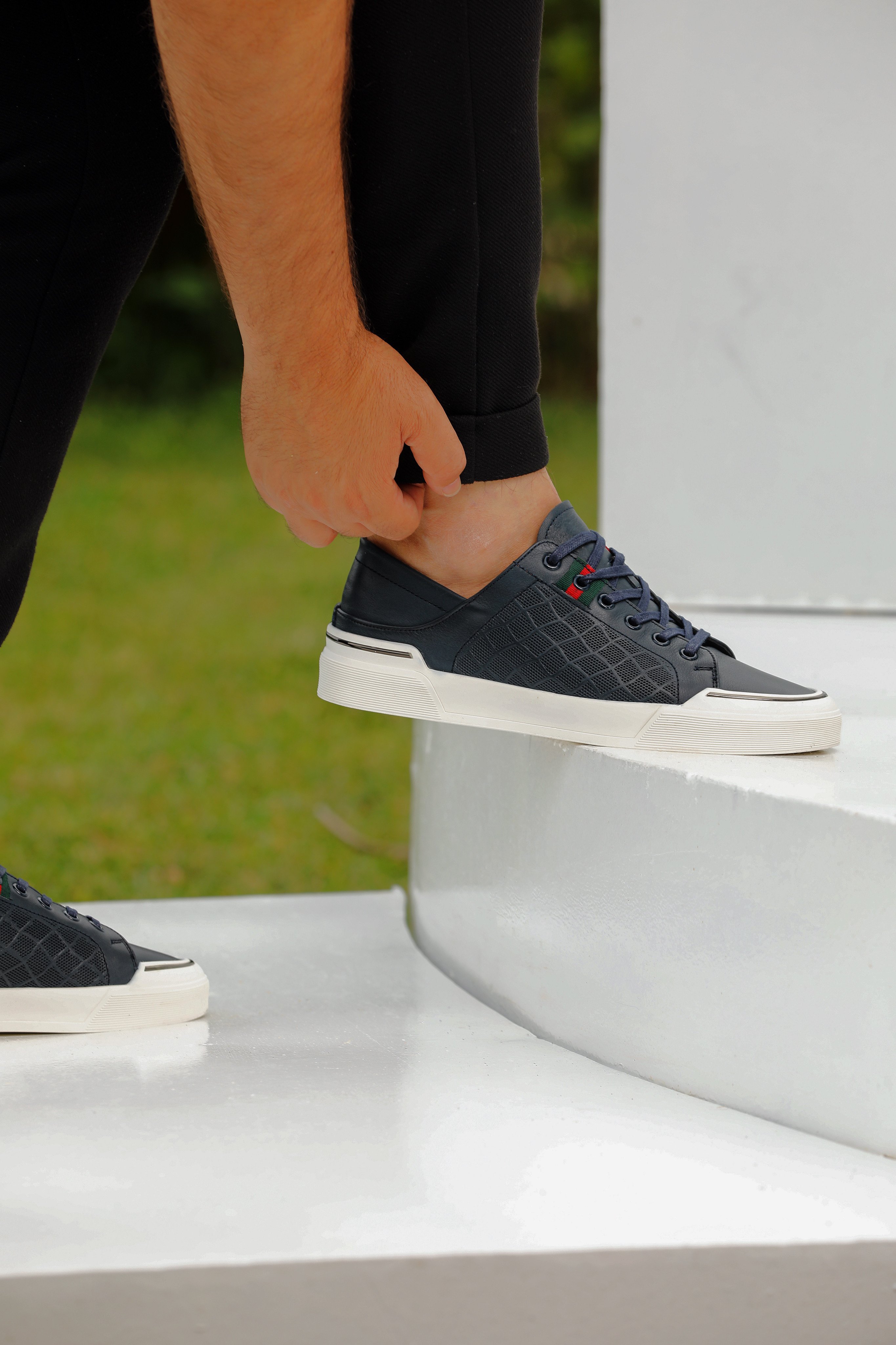 HAKİKİ DERİ GÜNLÜK ERKEK SNEAKER AYAKKABI - Lacivert