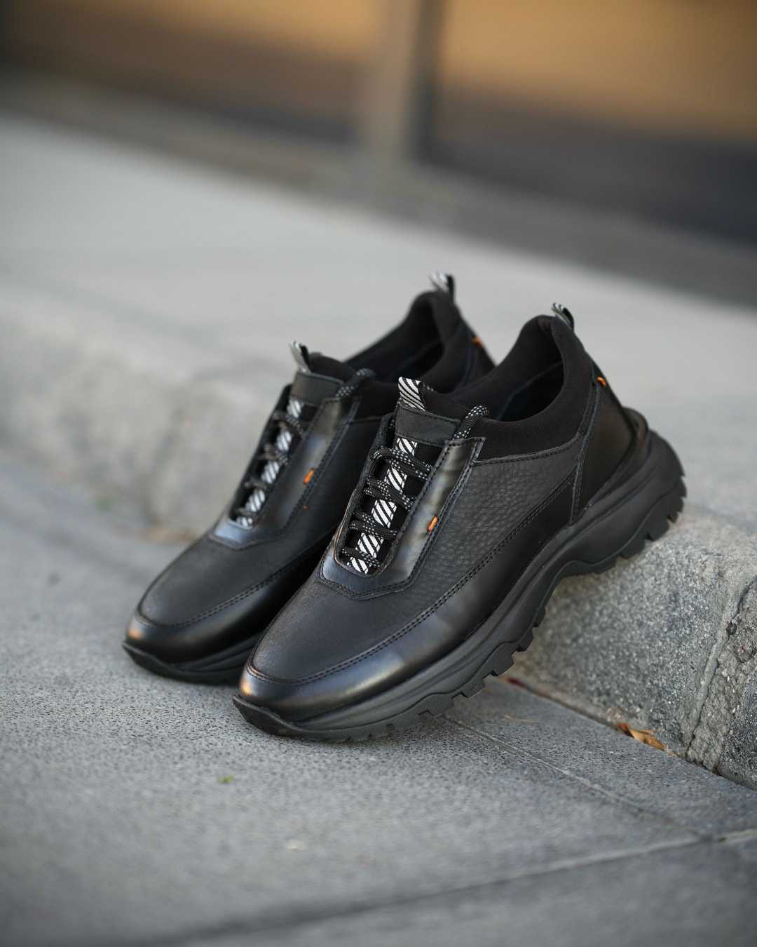 MUKUR HAKİKİ DERİ GÜNLÜK ERKEK SNEAKER AYAKKABI - Siyah