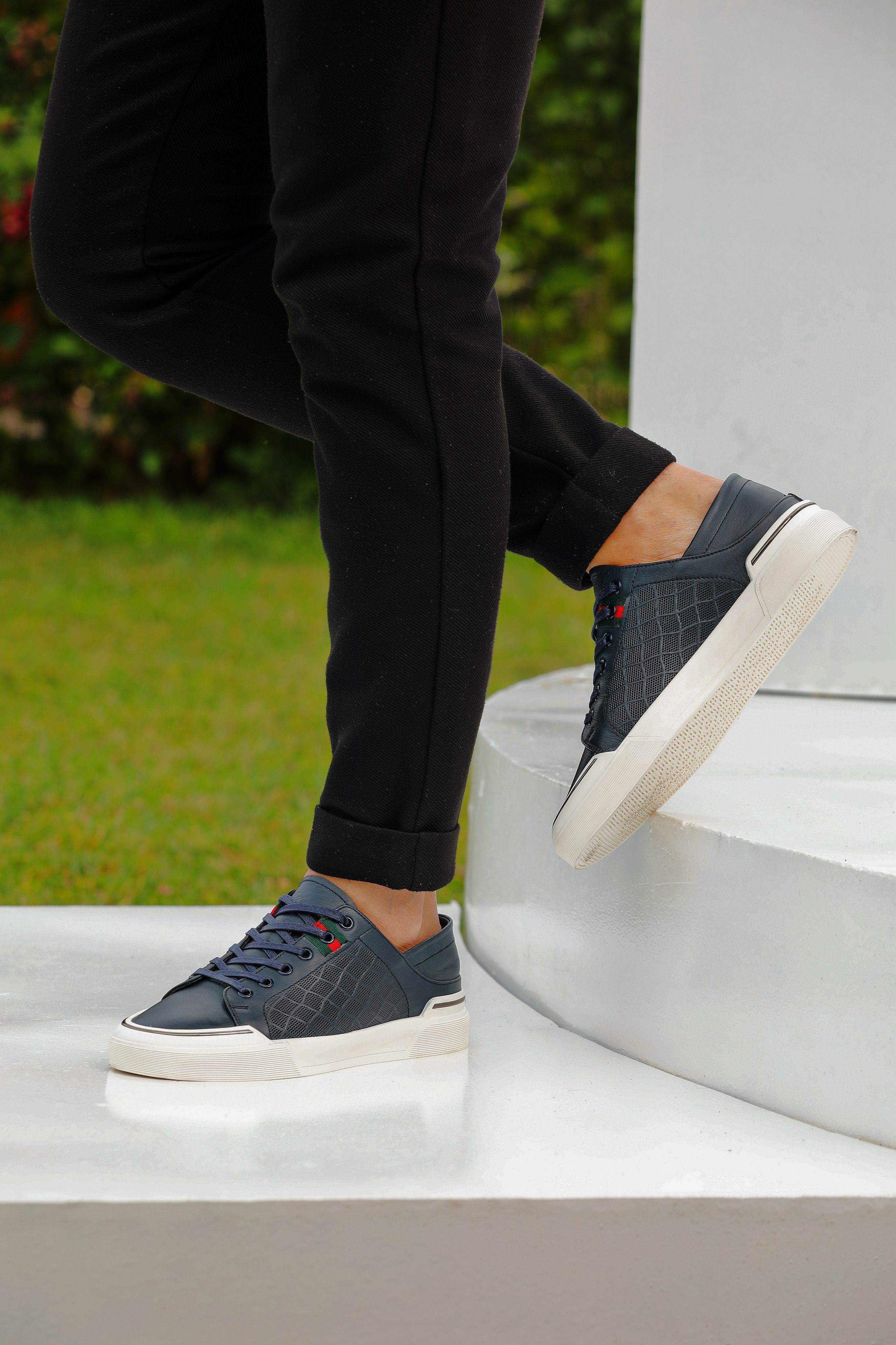 HAKİKİ DERİ GÜNLÜK ERKEK SNEAKER AYAKKABI - Lacivert