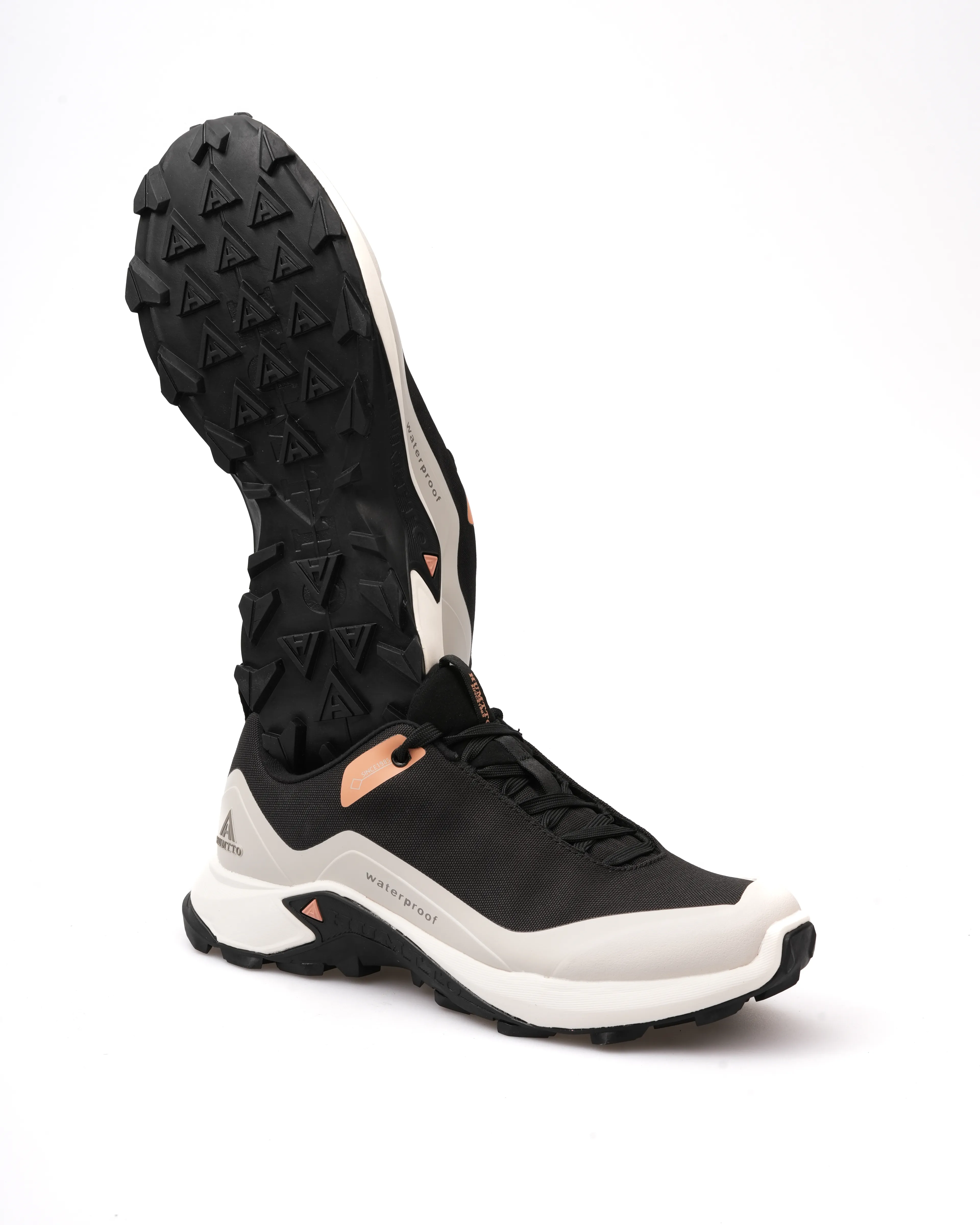 TOLDAN WATERPROOF SU GEÇİRMEZ GÜNLÜK ERKEK SNEAKER AYAKKABI - Siyah Tabanı Beyaz