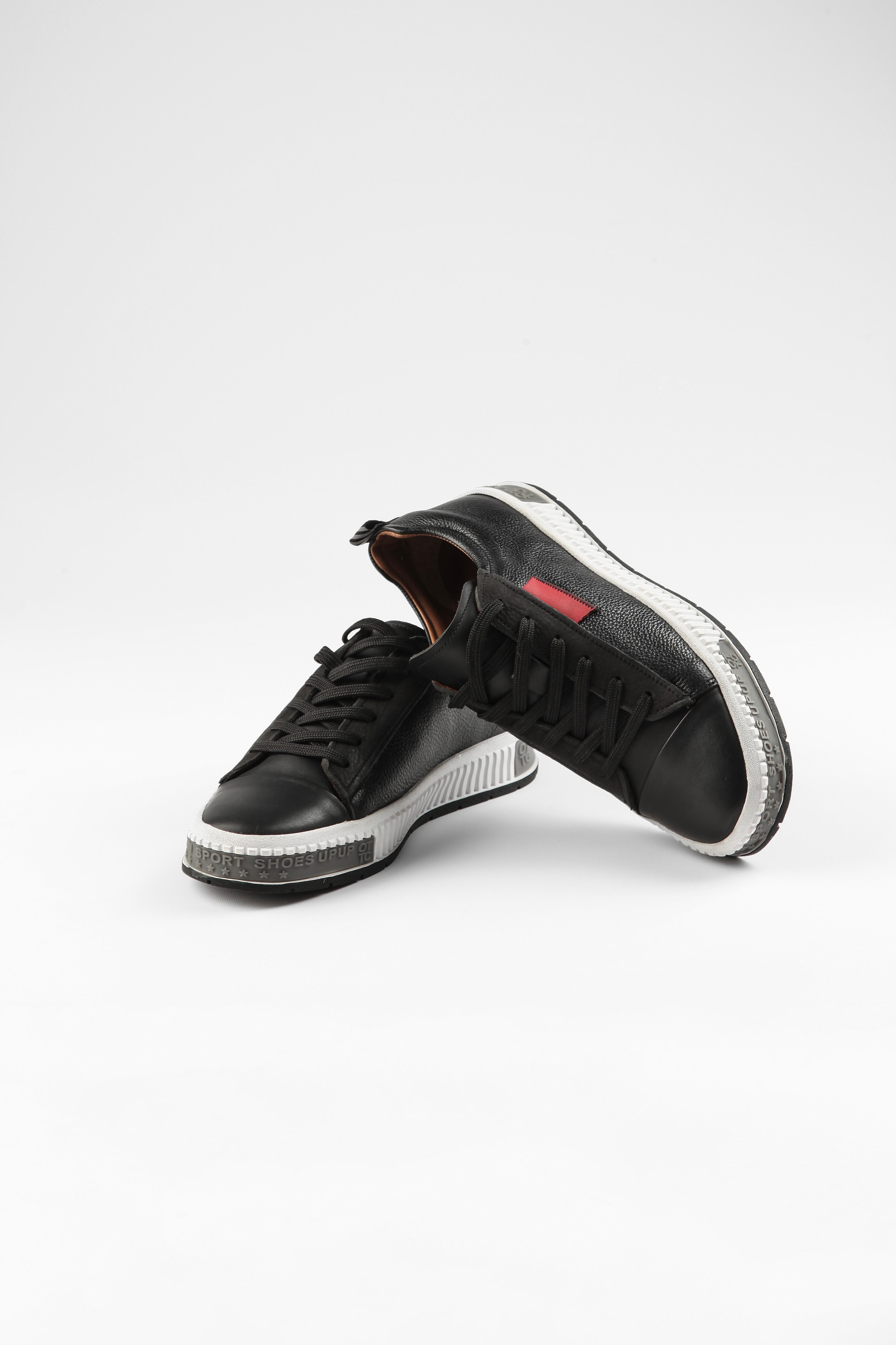 ZENNA HAKİKİ DERİ KAUÇUK TABAN GÜNLÜK ERKEK SNEAKER AYAKKABI