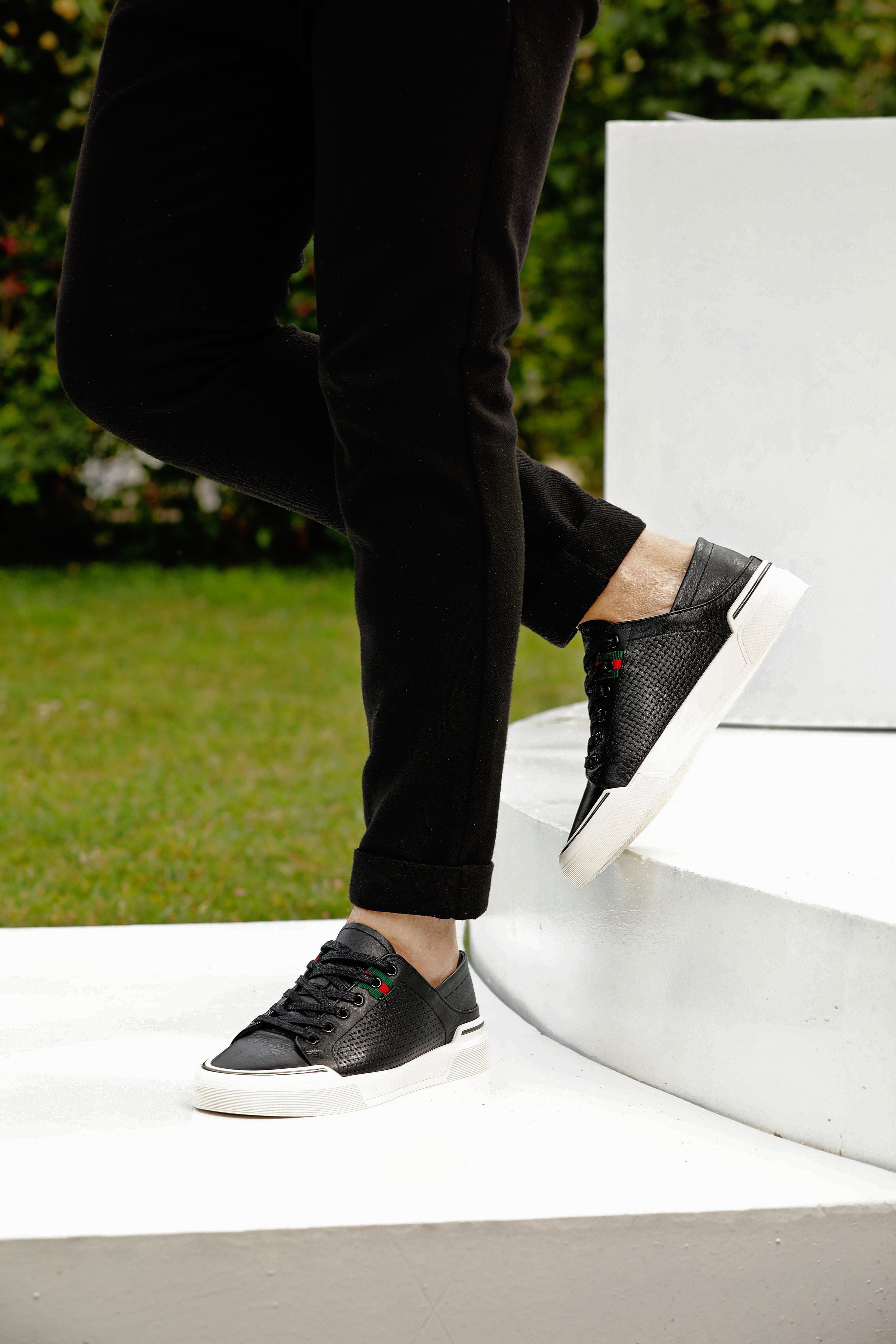 HAKİKİ DERİ GÜNLÜK ERKEK SNEAKER AYAKKABI - Siyah