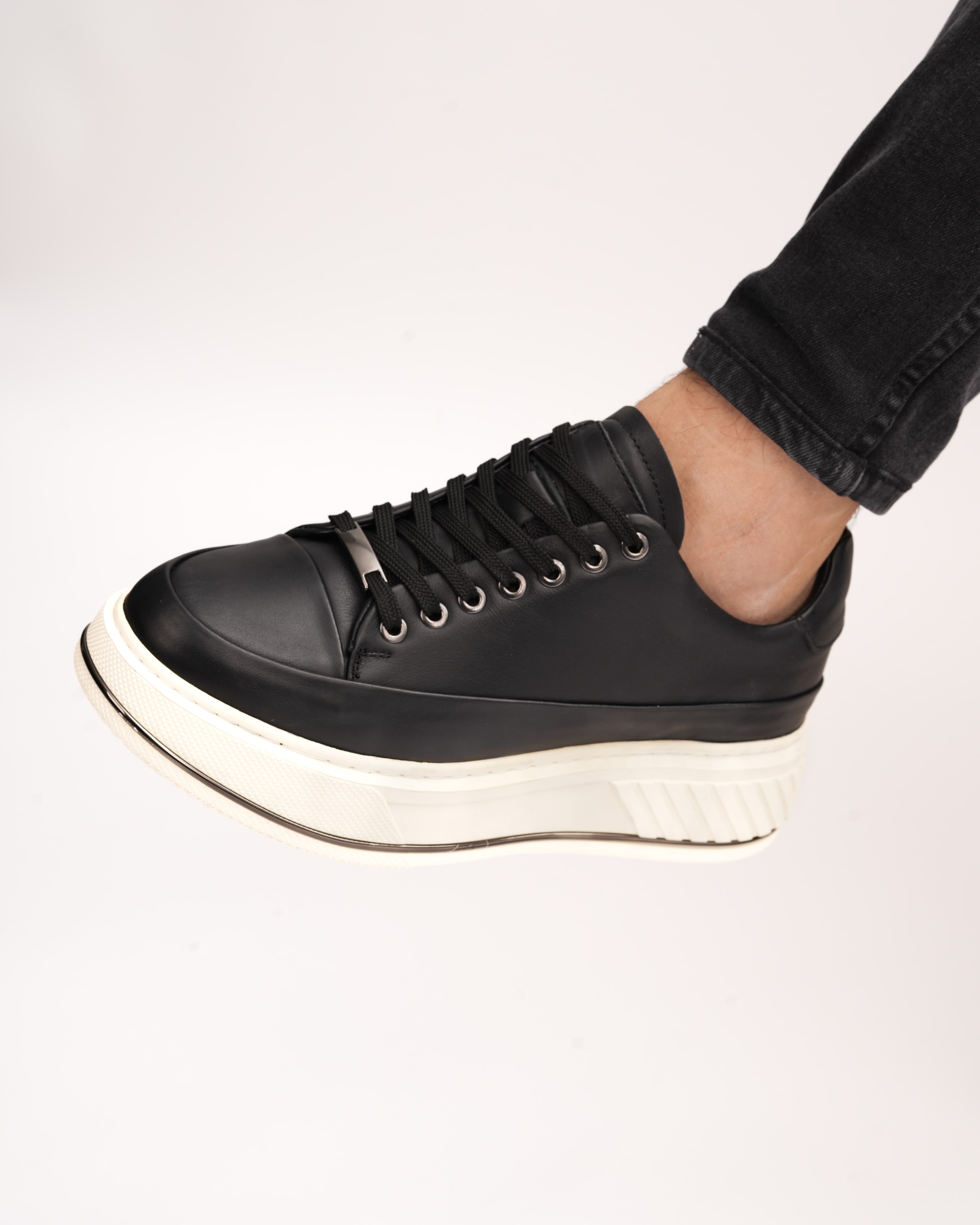 ROJİ HAKİKİ DERİ GÜNLÜK ERKEK SNEAKER - Siyah Tabanı Beyaz