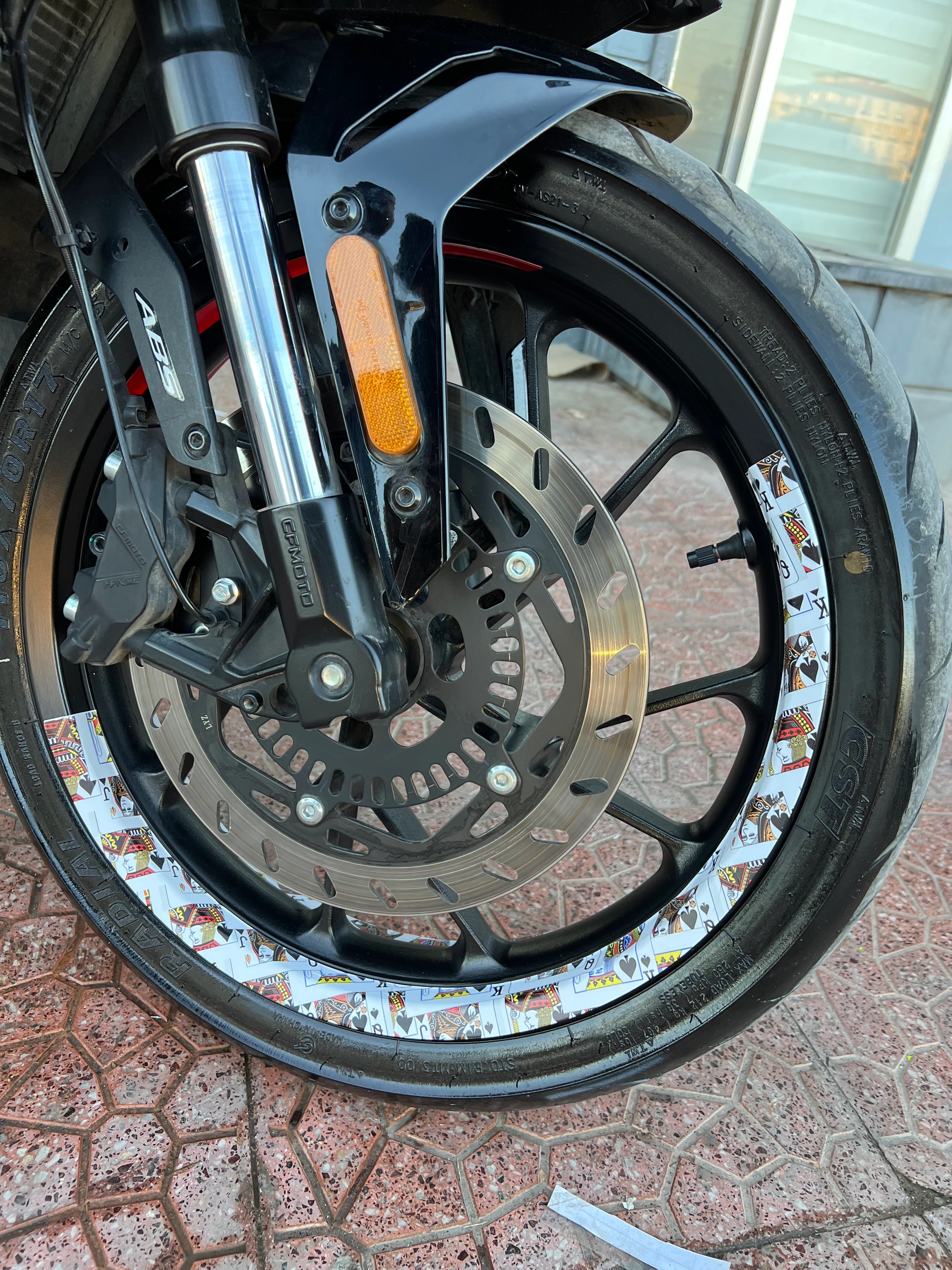Motosiklet 17 Inch Jant Uyumlu İskambil Desenli Yarım Jant Şeridi Sticker Seti (4 Parça)