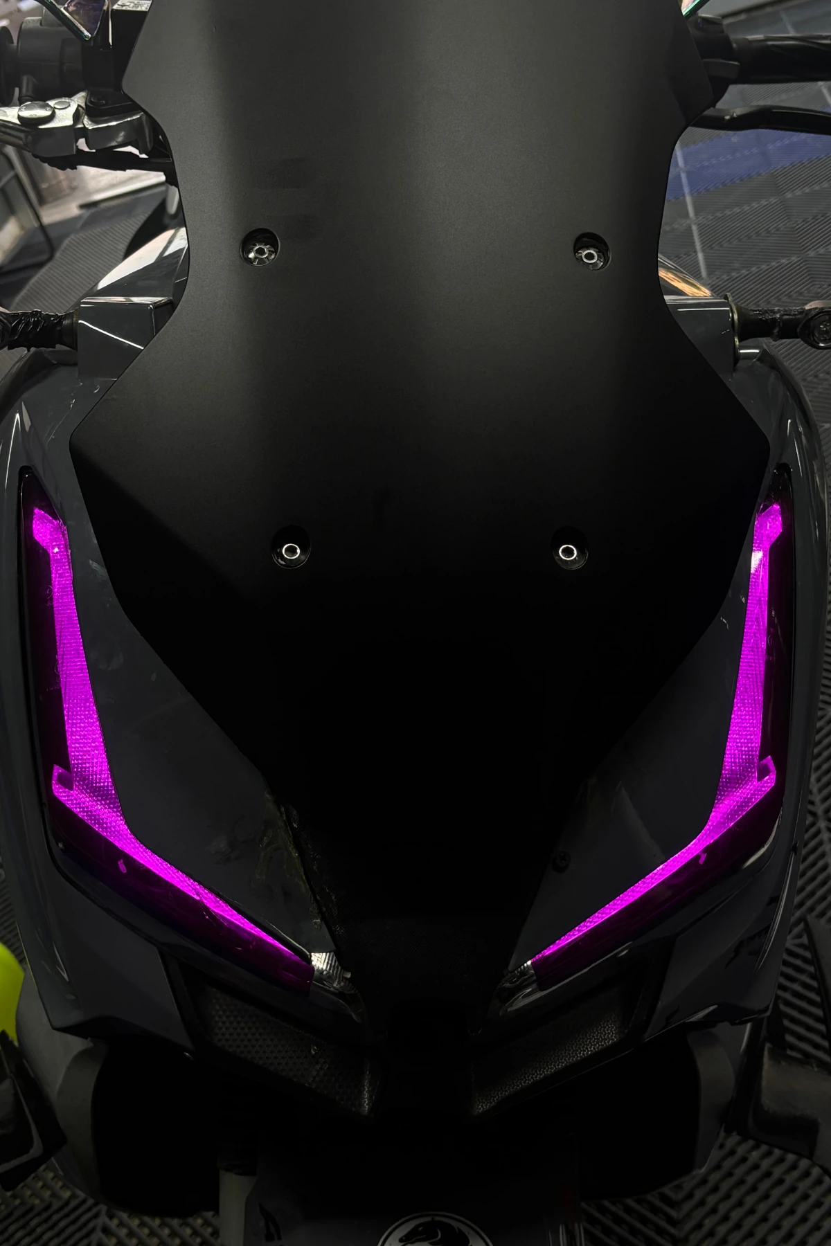 Arora Beatrix için Mor Renk Far Filmi Sticker Etiket (SAĞ VE SOL)