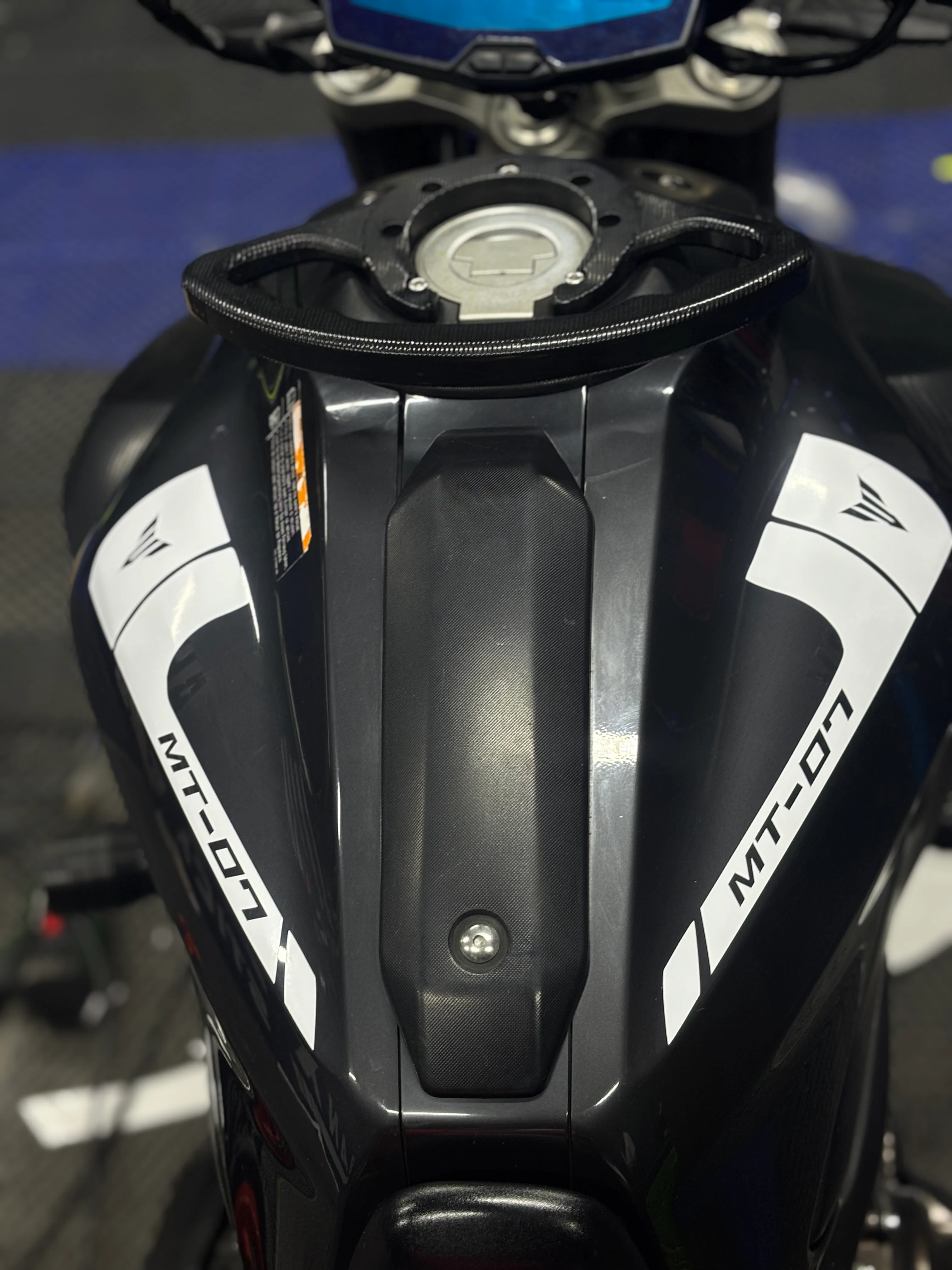 Yamaha MT-07 için Beyaz Renk Depo için Sticker Seti (Sağ ve Sol)