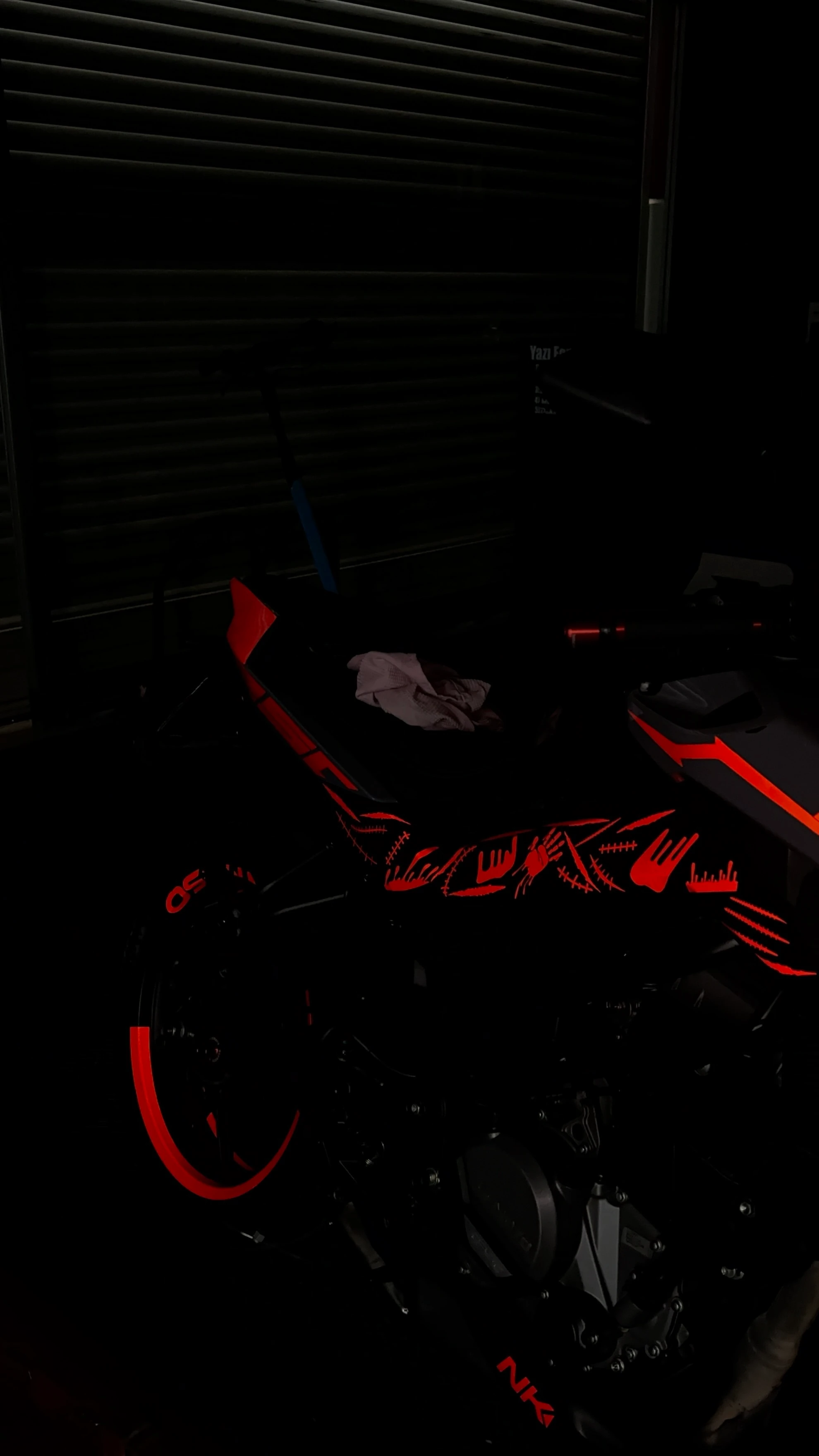 CFMOTO NK250 için Reflektörlü Kırmızı Komple Sticker Seti 