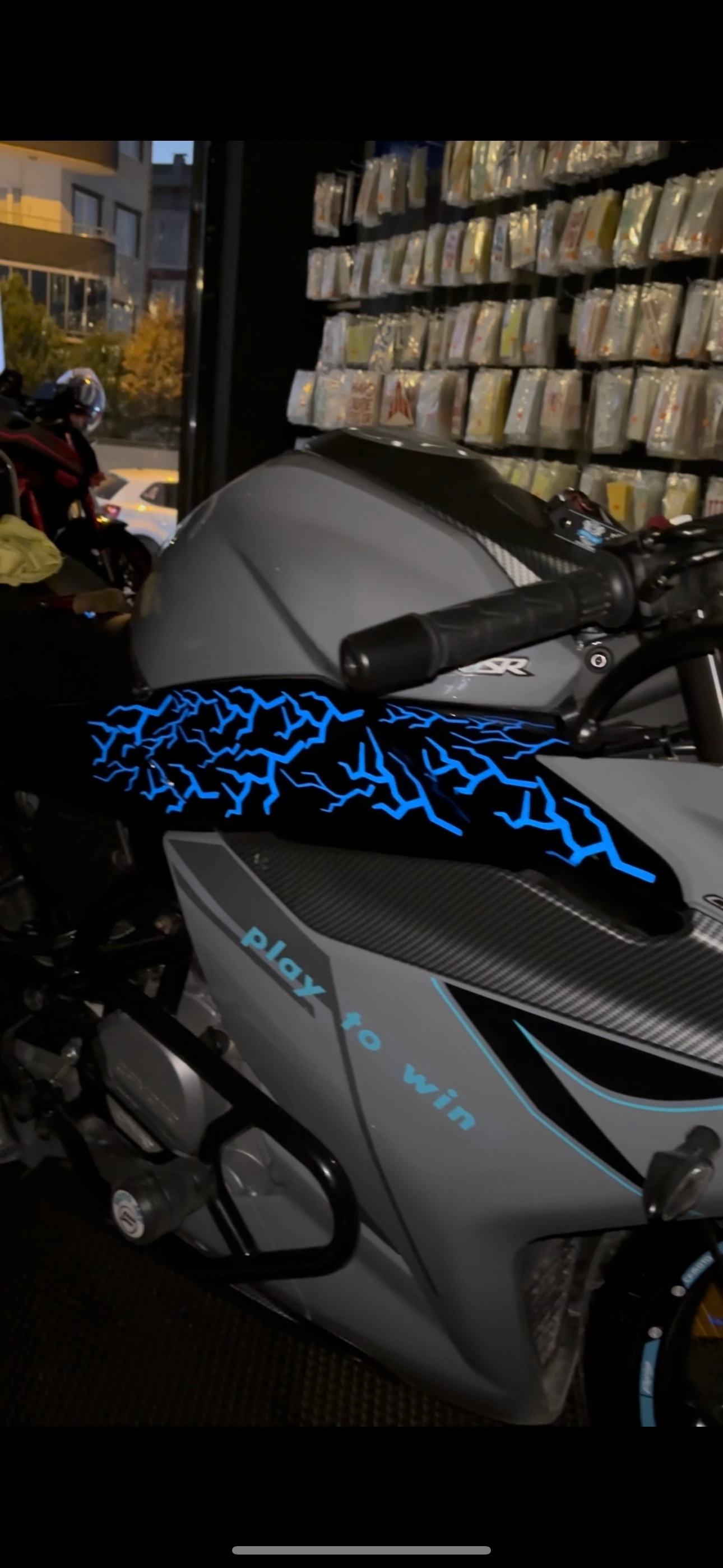 Motor ve Kask için Reflektörlü Mavi Şimşek Sticker Seti (16 Adet Yıldırım)