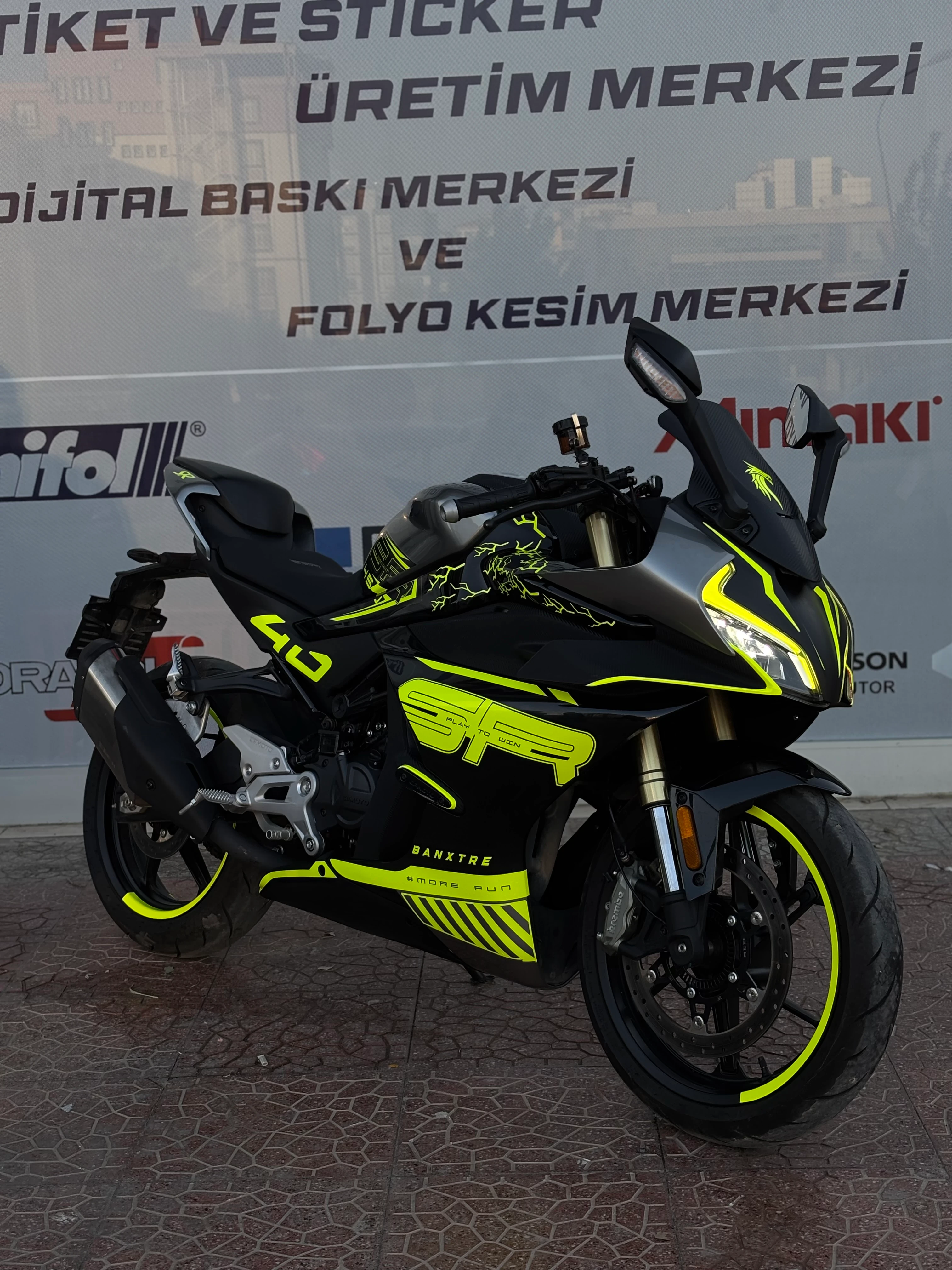 CFMOTO 450SR için Neon Sarı Komple Detay  Premium Kaplama Seti 