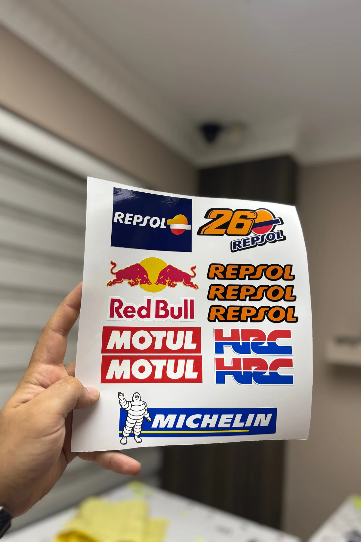 Motosiklet ve Kask için HRC Redbull A4 Sticker Pack