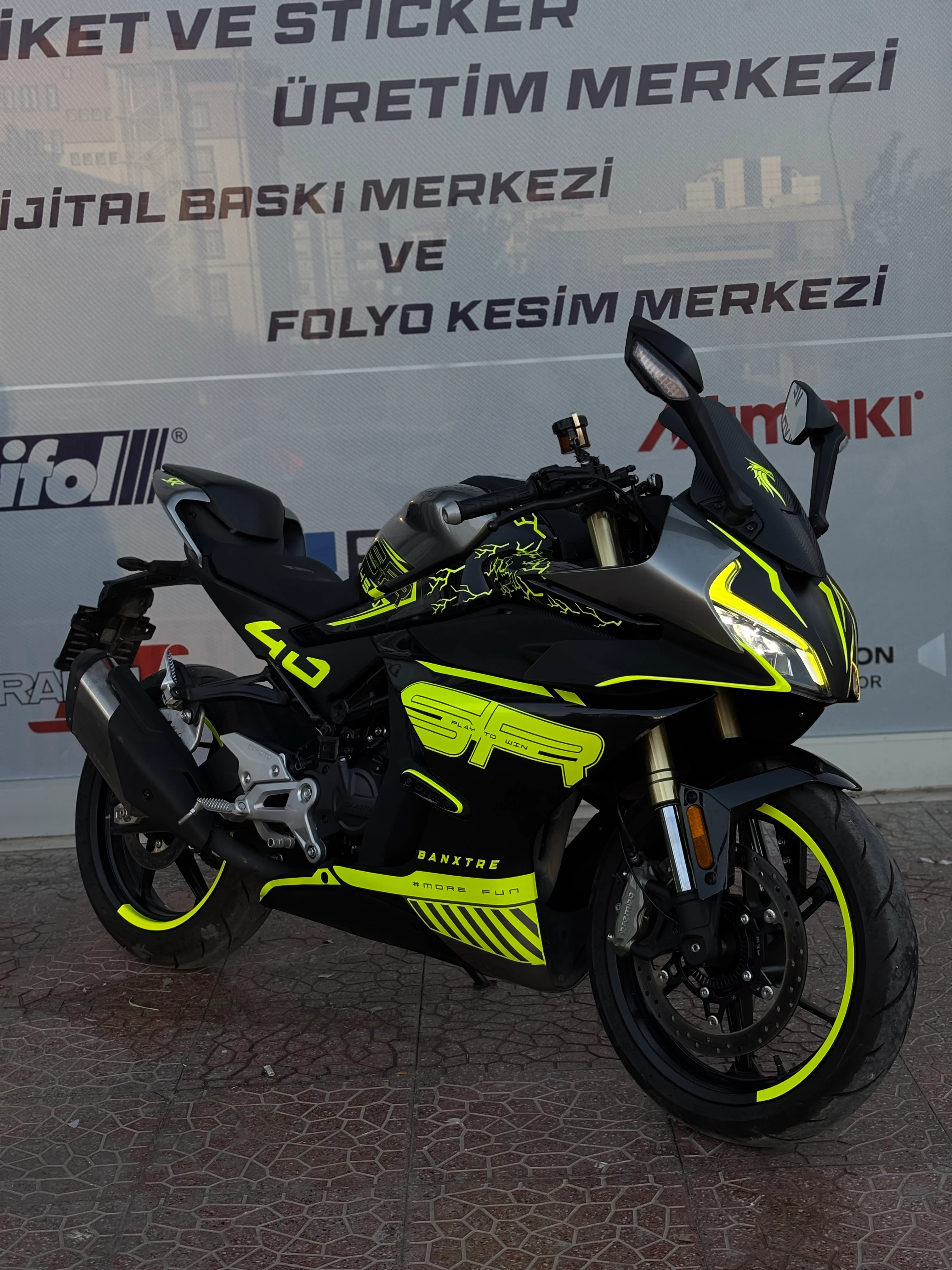 CFMOTO 450SR için Neon Sarı Komple Detay  Premium Kaplama Seti 