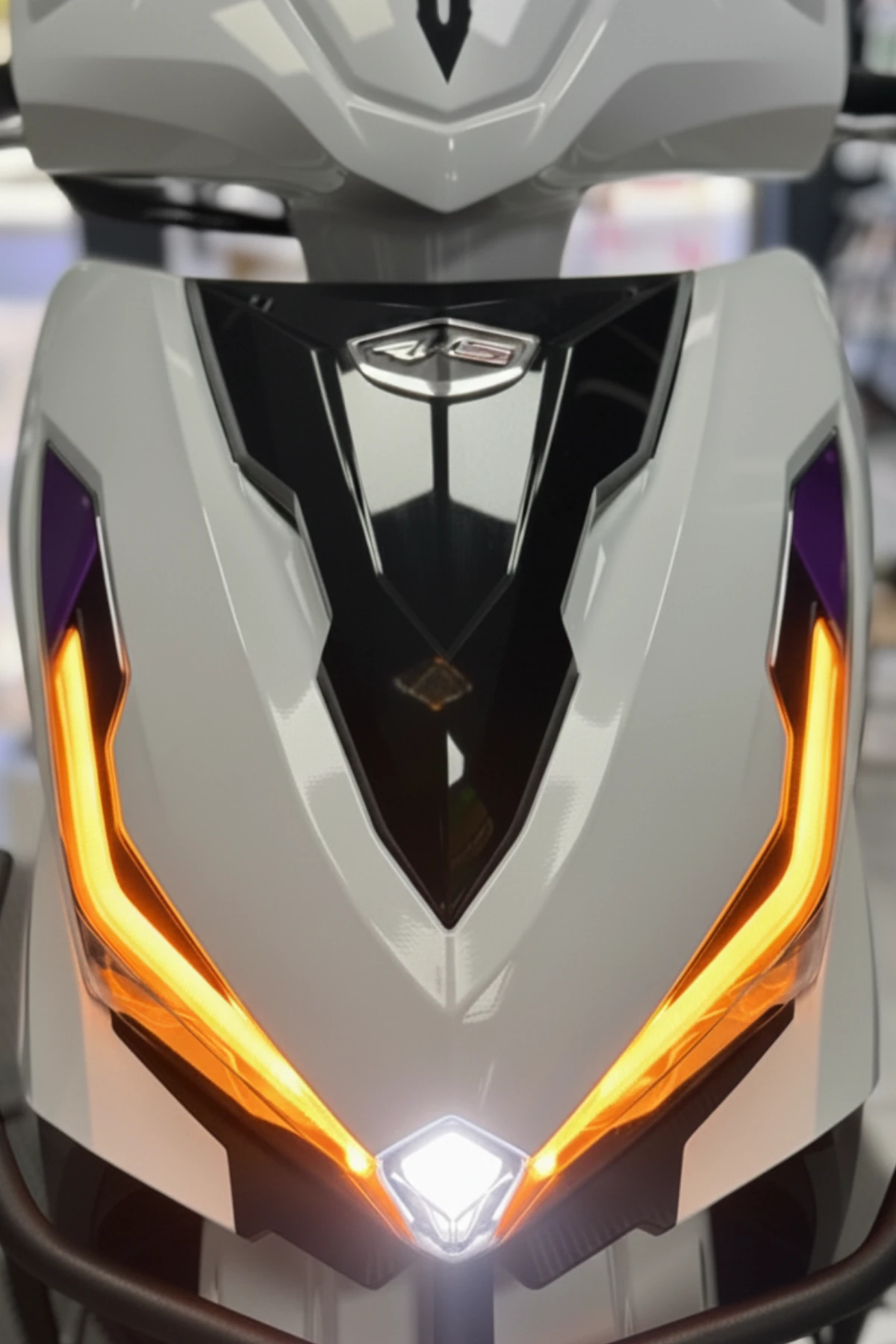 RKS VRS125 Scooter için Turuncu Renk Far Filmi Sticker Far Tasarım Etiket 