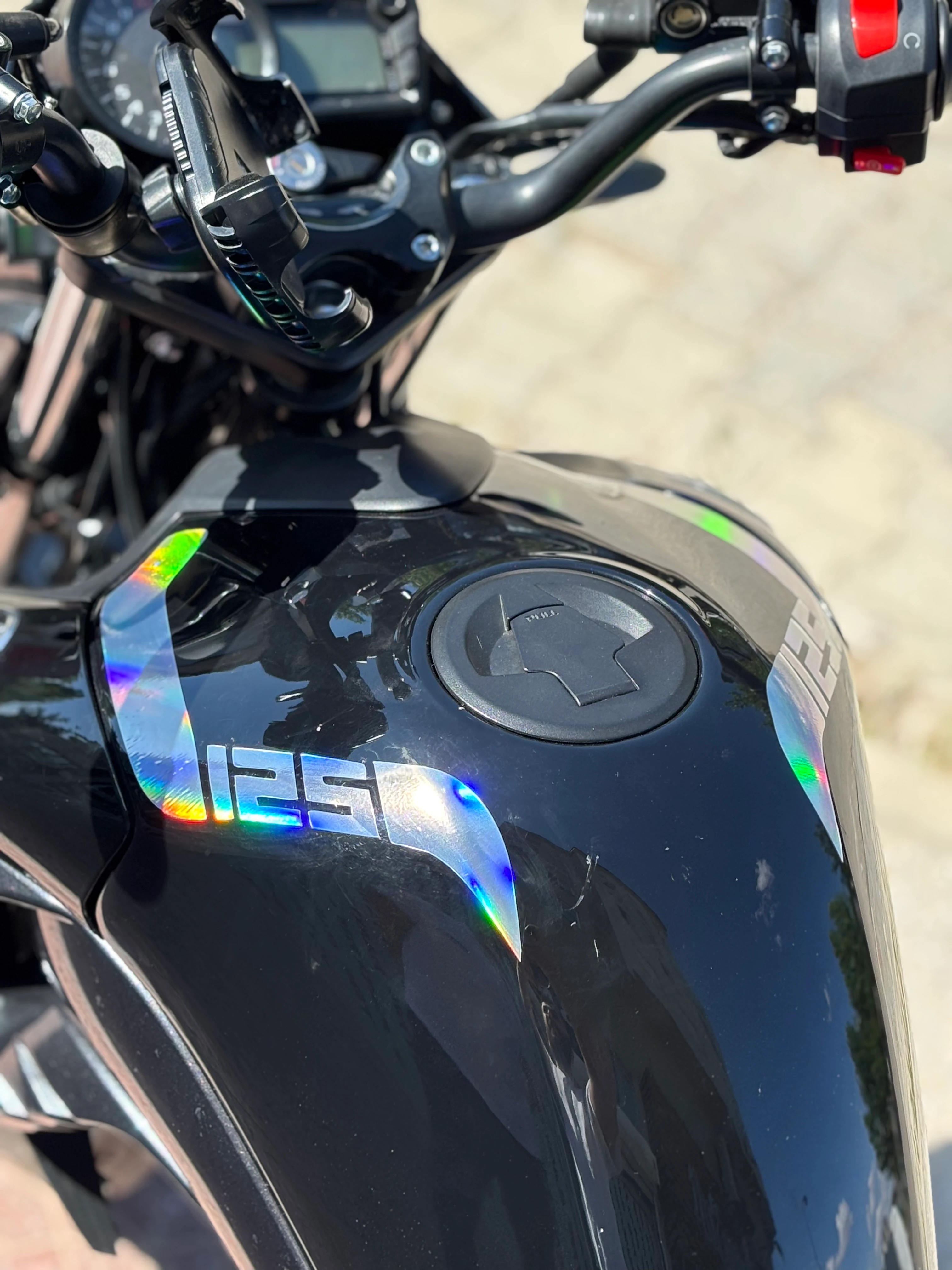 Mondial Drift-L için Hologramlı Düz Depo Kordon Sticker (Sağ ve Sol)