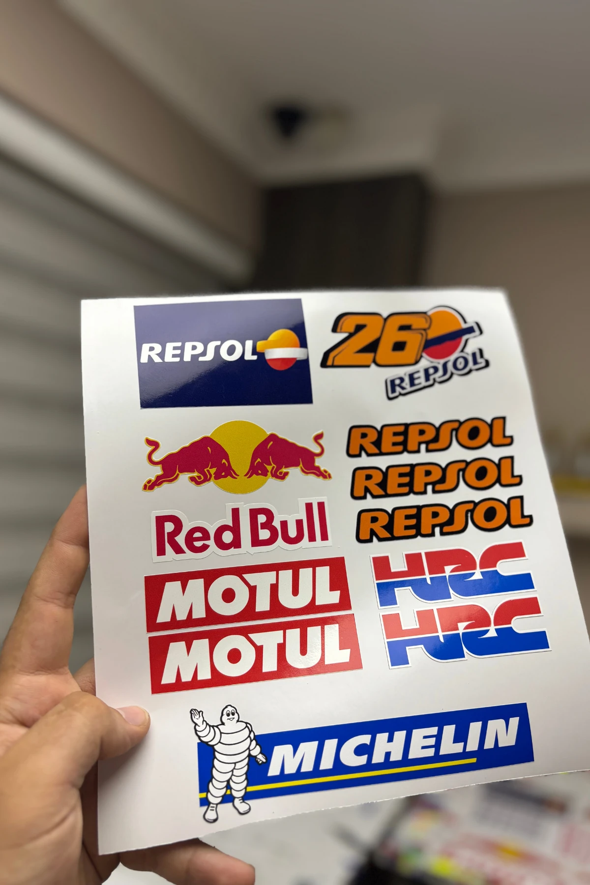 Motosiklet ve Kask için HRC Redbull A4 Sticker Pack