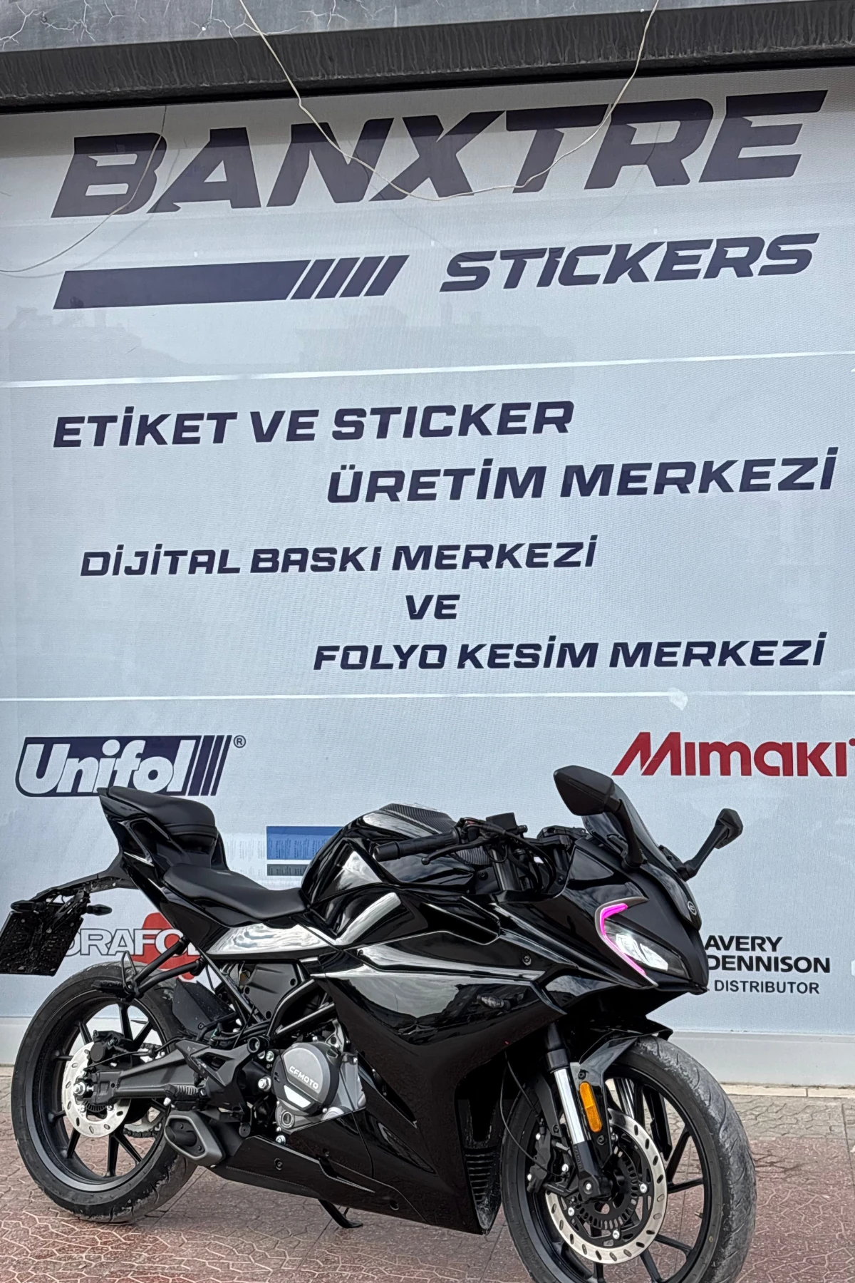 CFMOTO 250SR için Komple Parlak Siyah Piano Black Motosiklet Kaplama Seti 