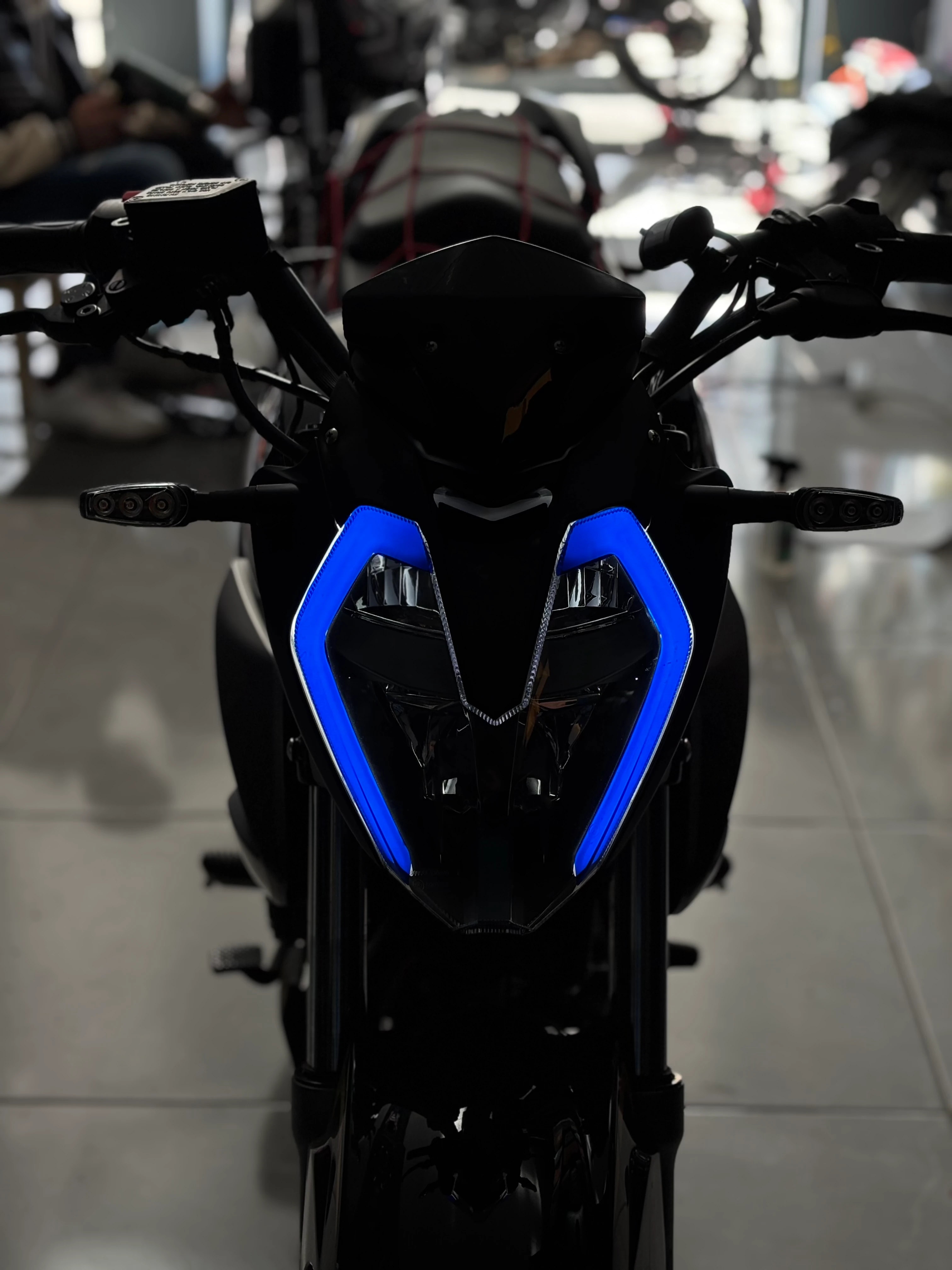 Benelli 125s -RKS 125S için Uyumlu Far Filmi Sticker Etiket 