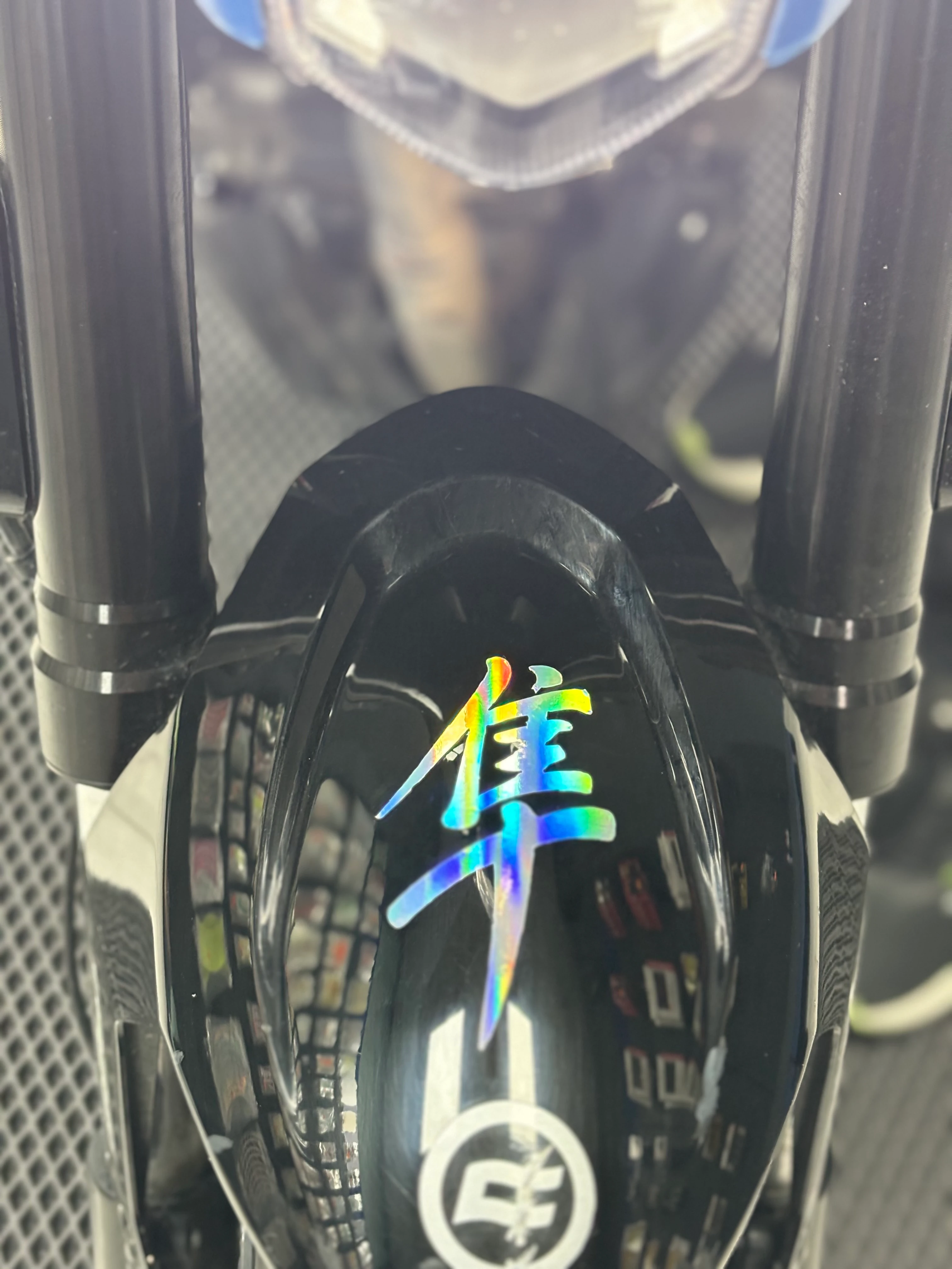 Motosiklet ve Kask için Hologramlı Hayabusa Logo Sticker Etiket (10CM)