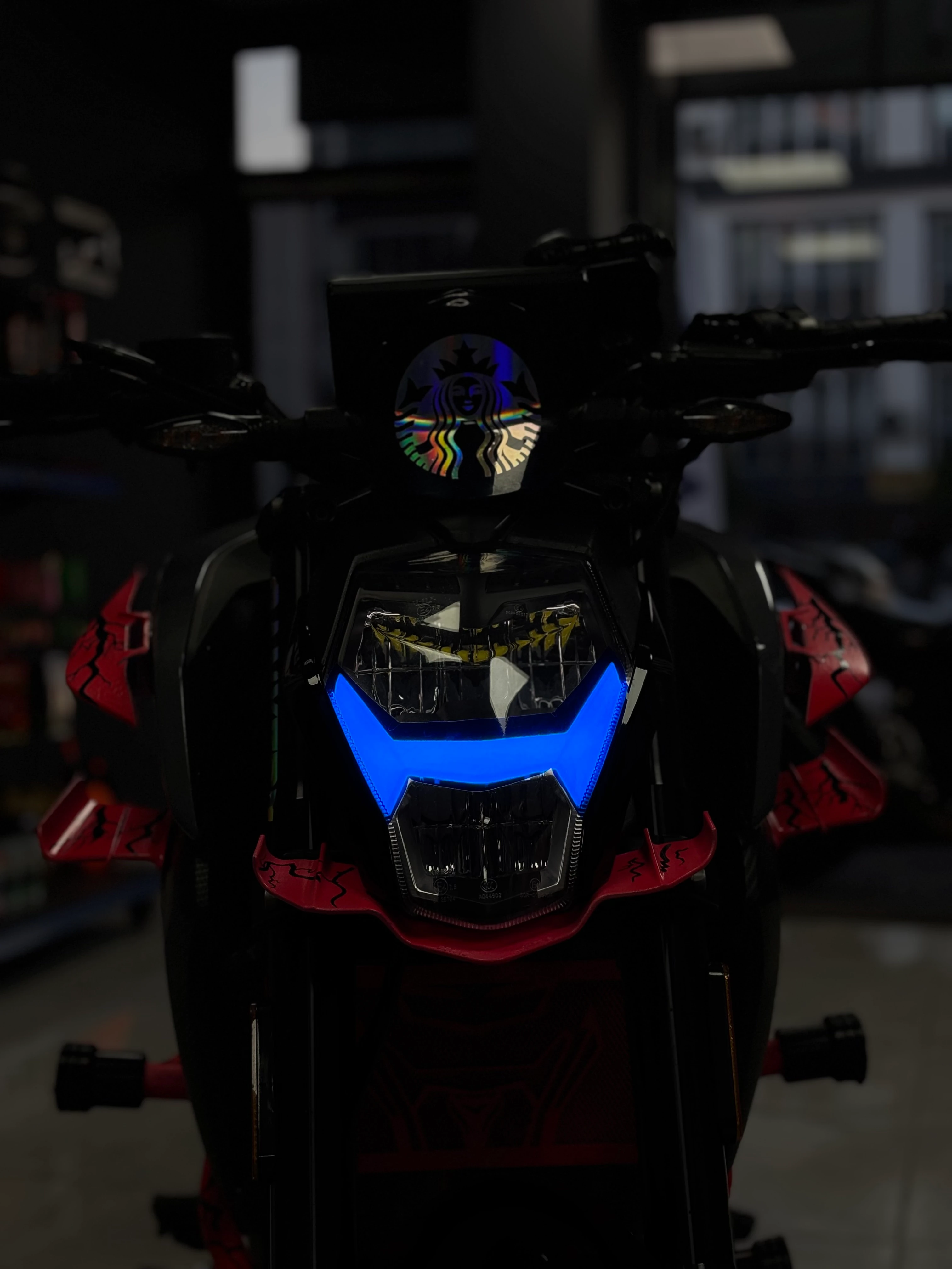 CFMOTO NK250 için Mavi Renk Far Filmi Sticker Etiket 