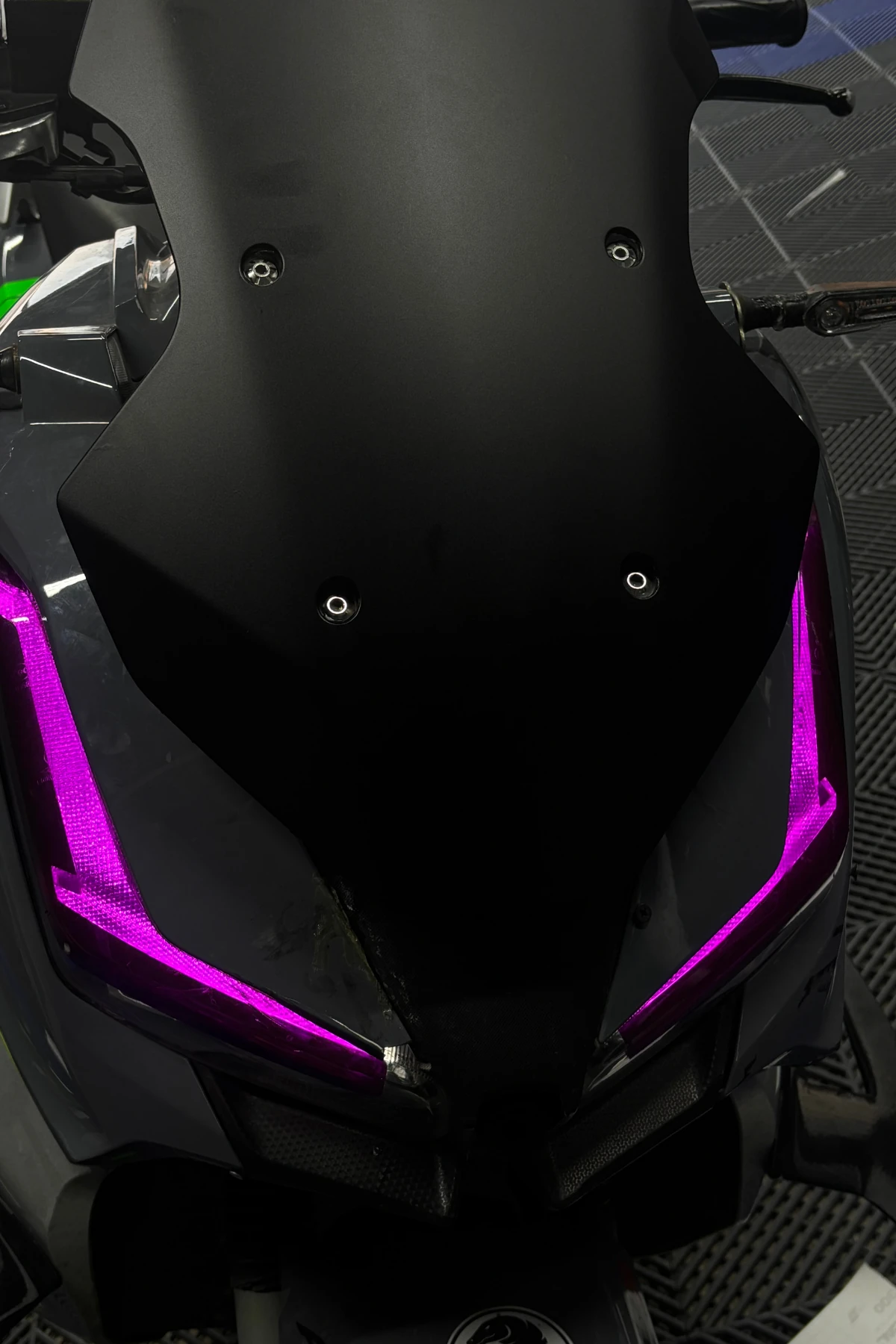 Arora Beatrix için Mor Renk Far Filmi Sticker Etiket (SAĞ VE SOL)