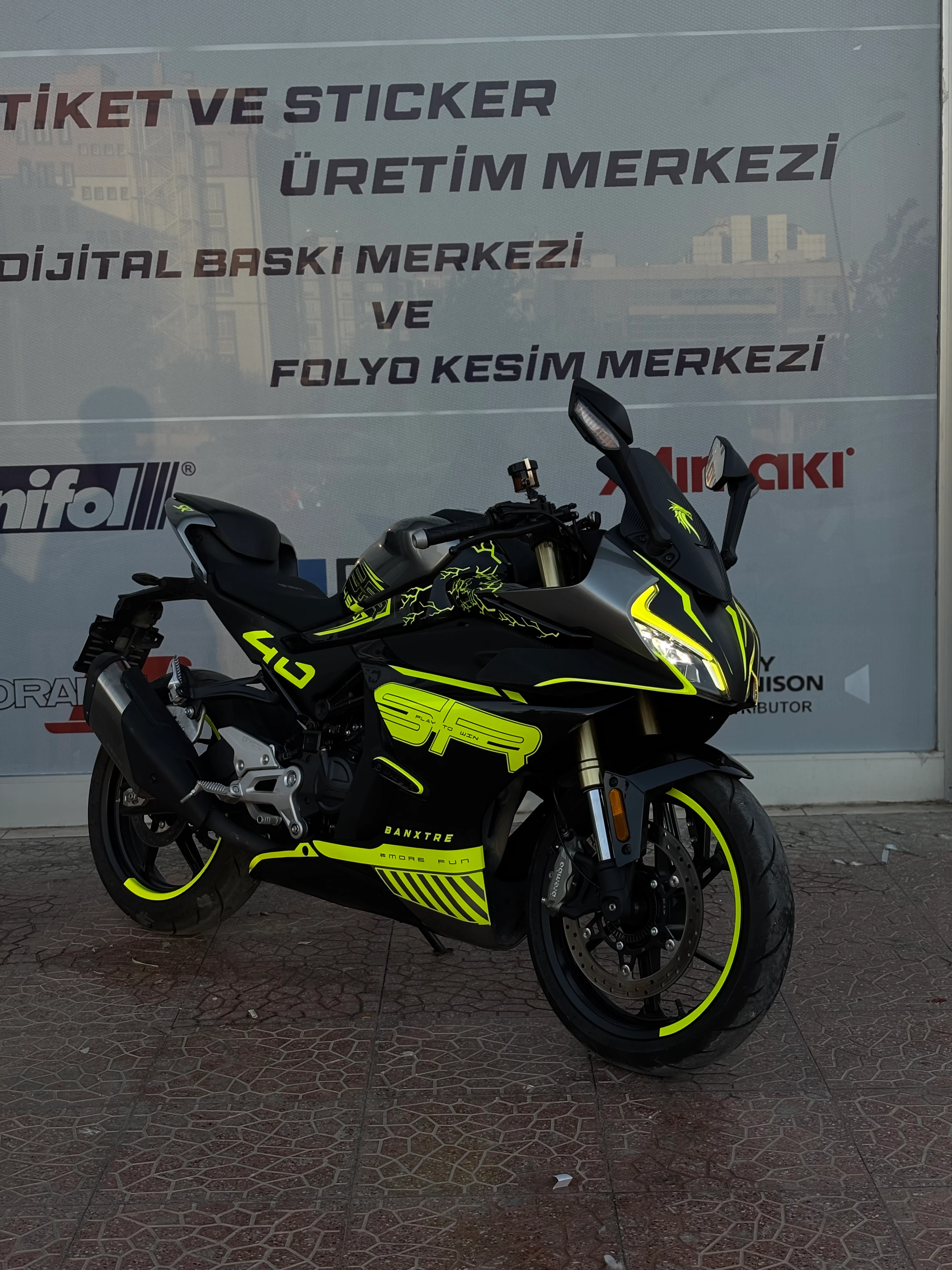 CFMOTO 450SR için Neon Sarı Komple Detay  Premium Kaplama Seti 