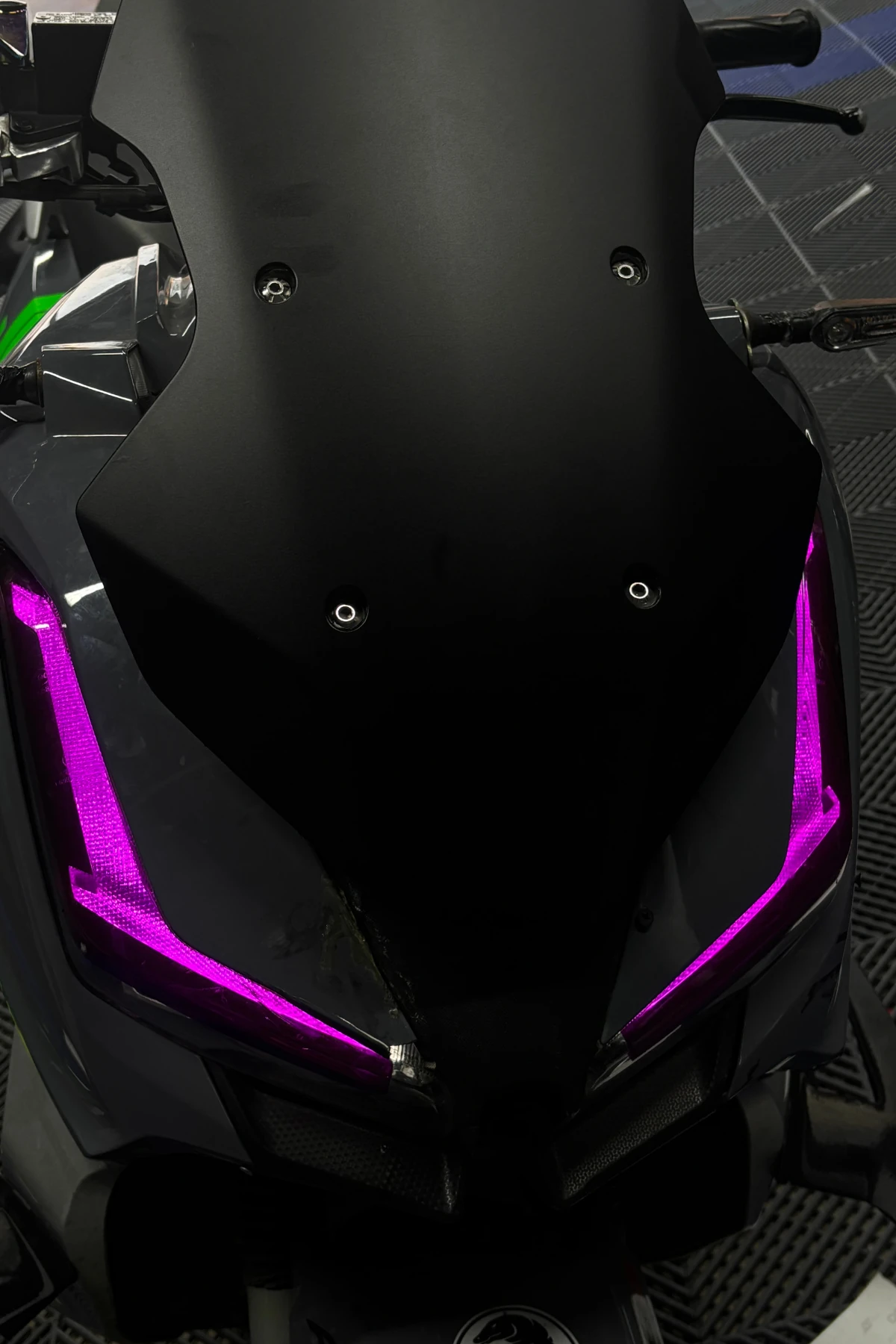 Arora Beatrix için Mor Renk Far Filmi Sticker Etiket (SAĞ VE SOL)