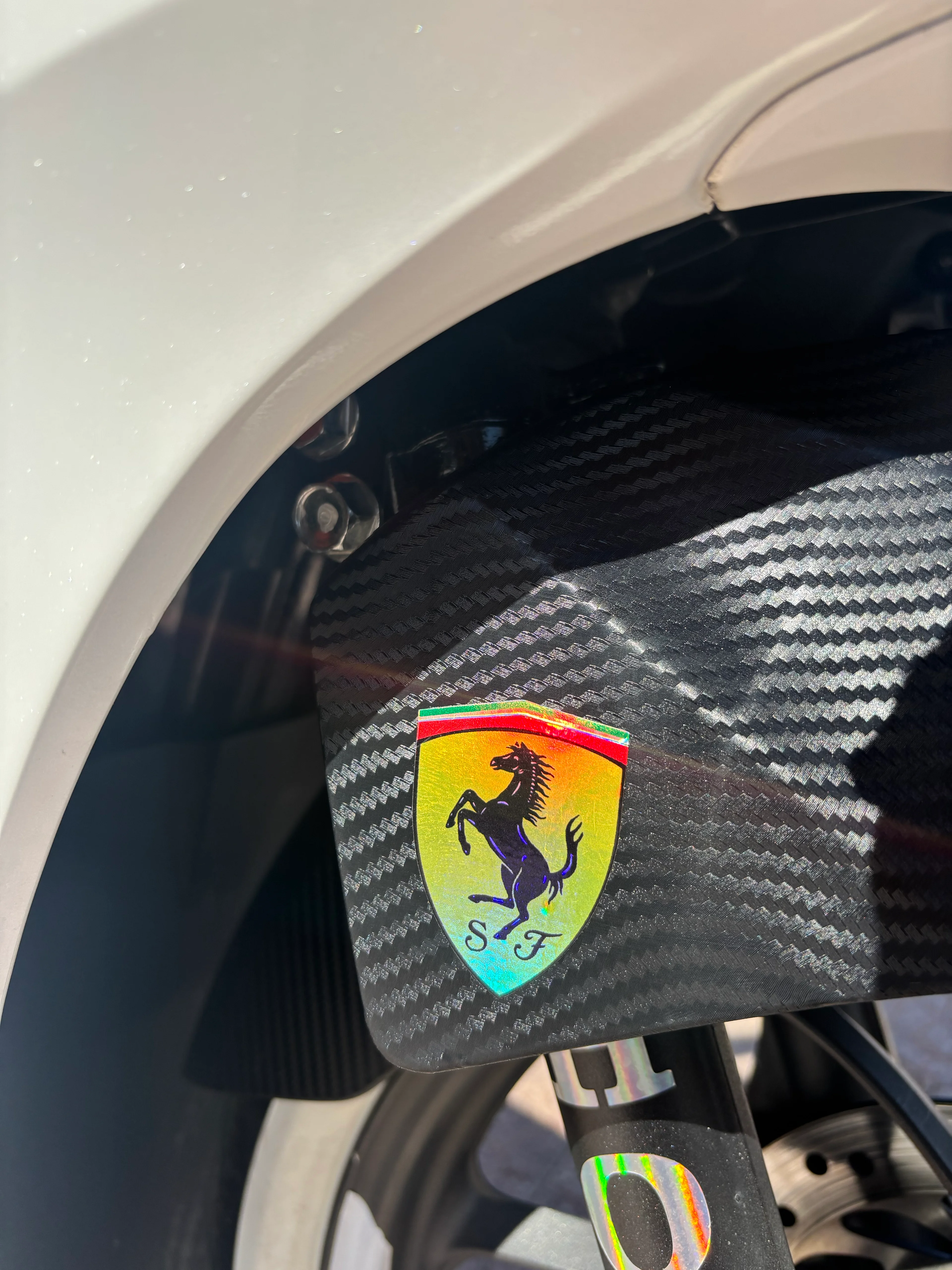 Motosiklet için Hologramlı Ferrari Sticker Etiket 
