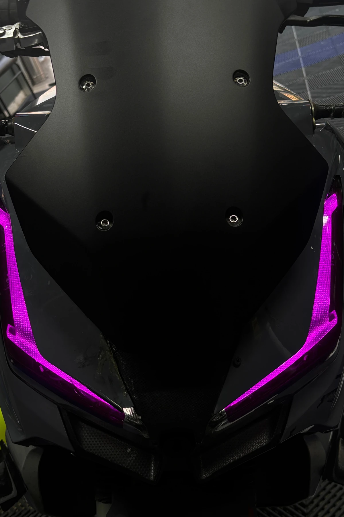 Arora Beatrix için Mor Renk Far Filmi Sticker Etiket (SAĞ VE SOL)