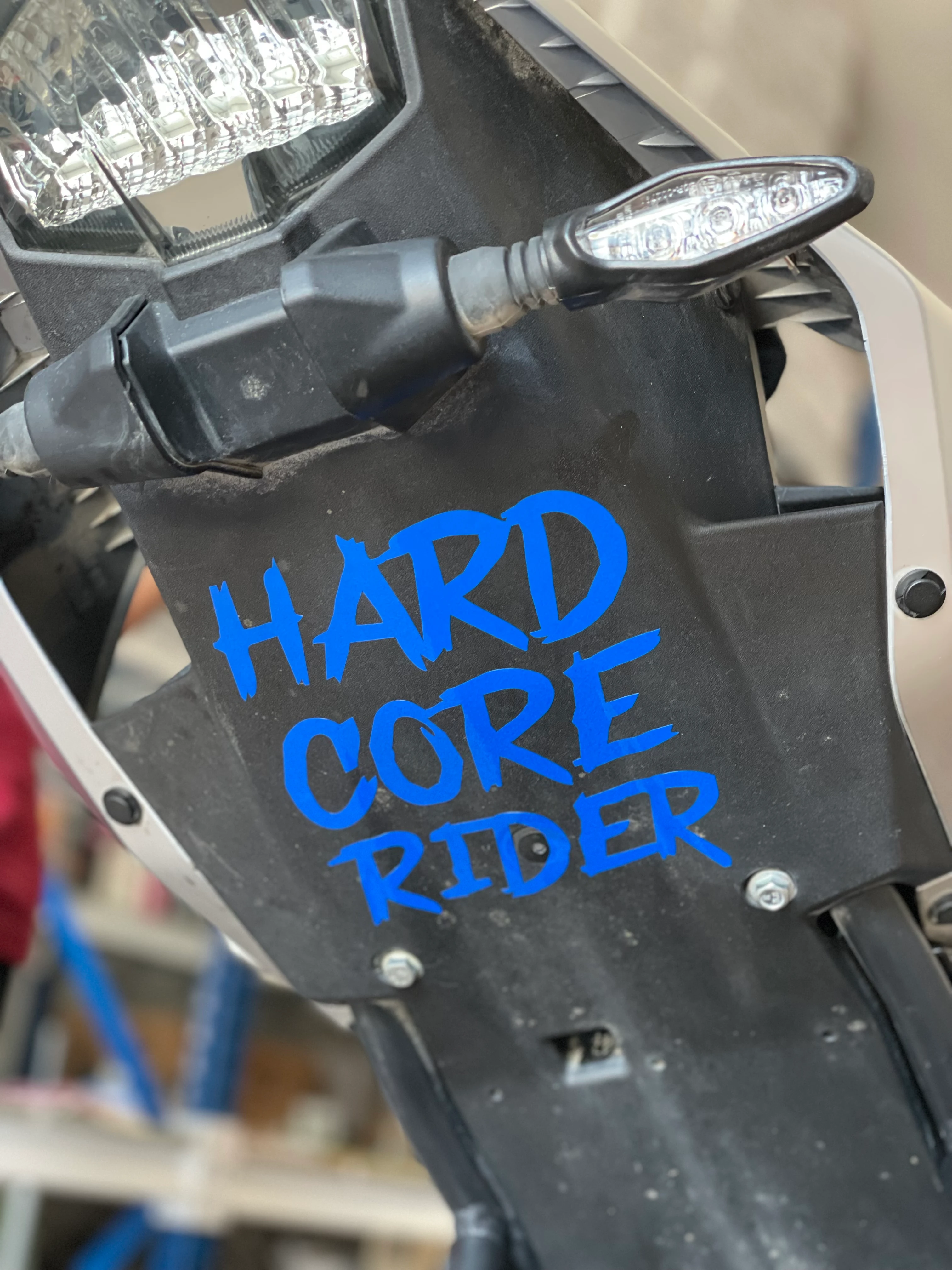 Motosiklet Depo ve Selealtı için Mavi Renk Reflektörlü Hardcore Sticker (12CMX15CM)