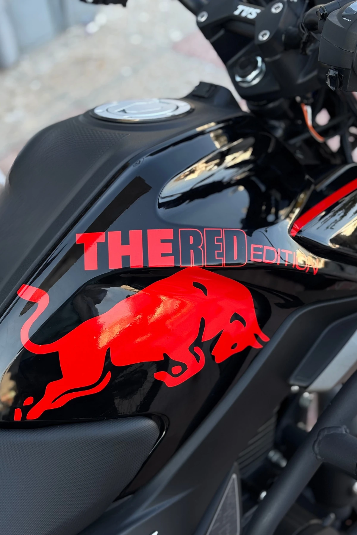 TVS Raider 125 için Kırmızı Renk Redbull Red Edition Kırmızı Sticker Seti 