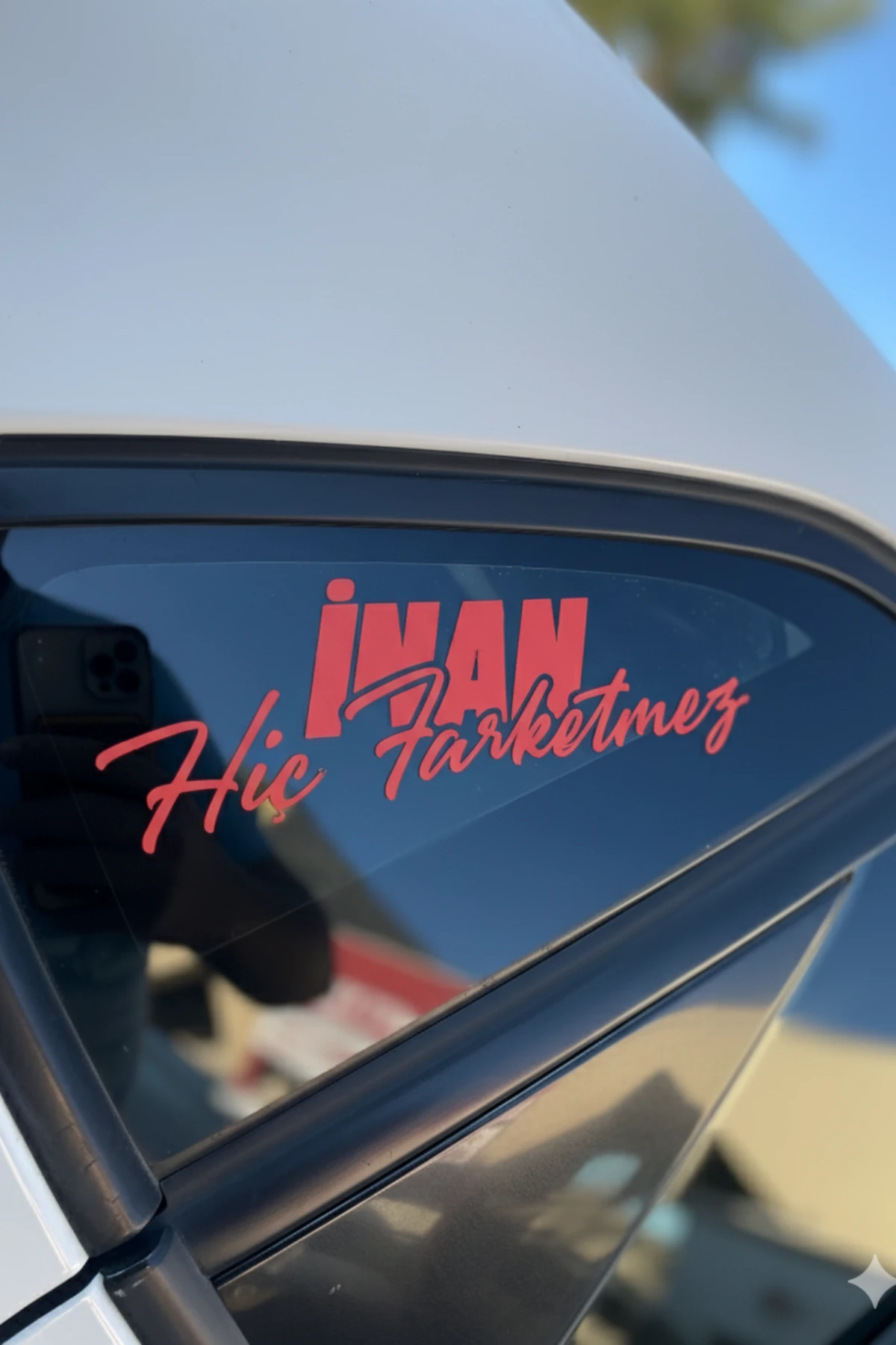 Motor ve Araba için İnan Hiç Farketmez Sticker Etiket (20CMx7CM)