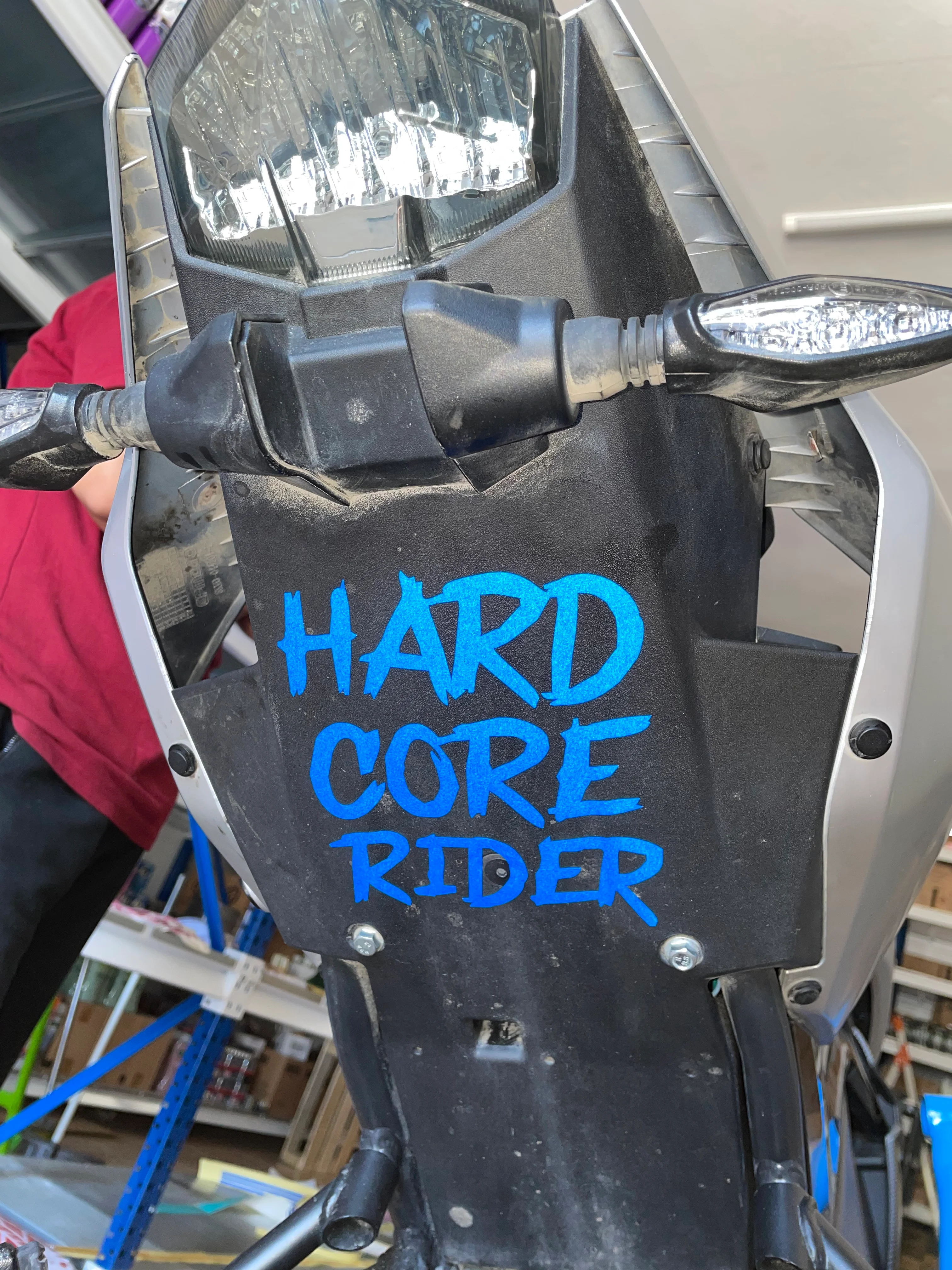 Motosiklet Depo ve Selealtı için Mavi Renk Reflektörlü Hardcore Sticker (12CMX15CM)