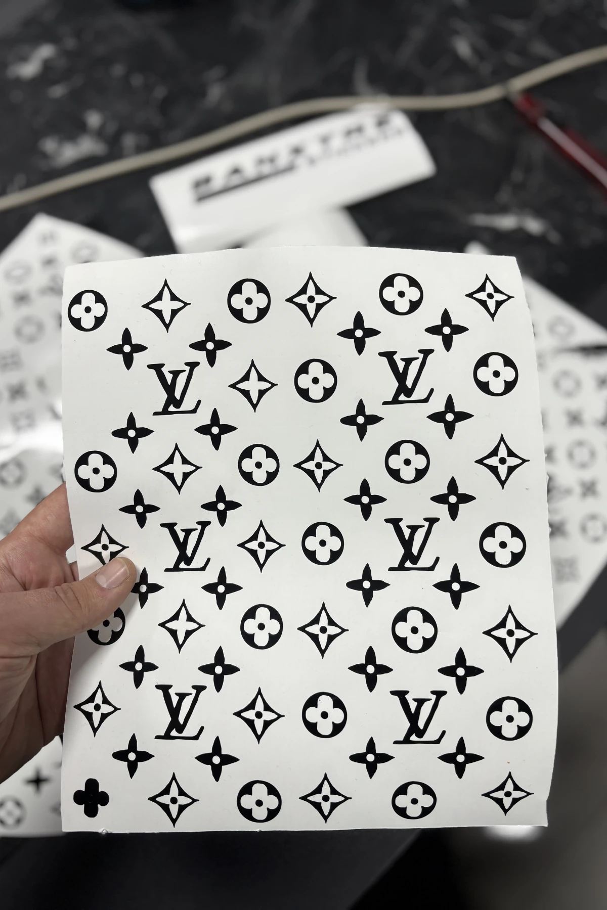 Motor ve Araba için Louis Vuitton Sticker Sticker Kaplama (25CMx25CM)