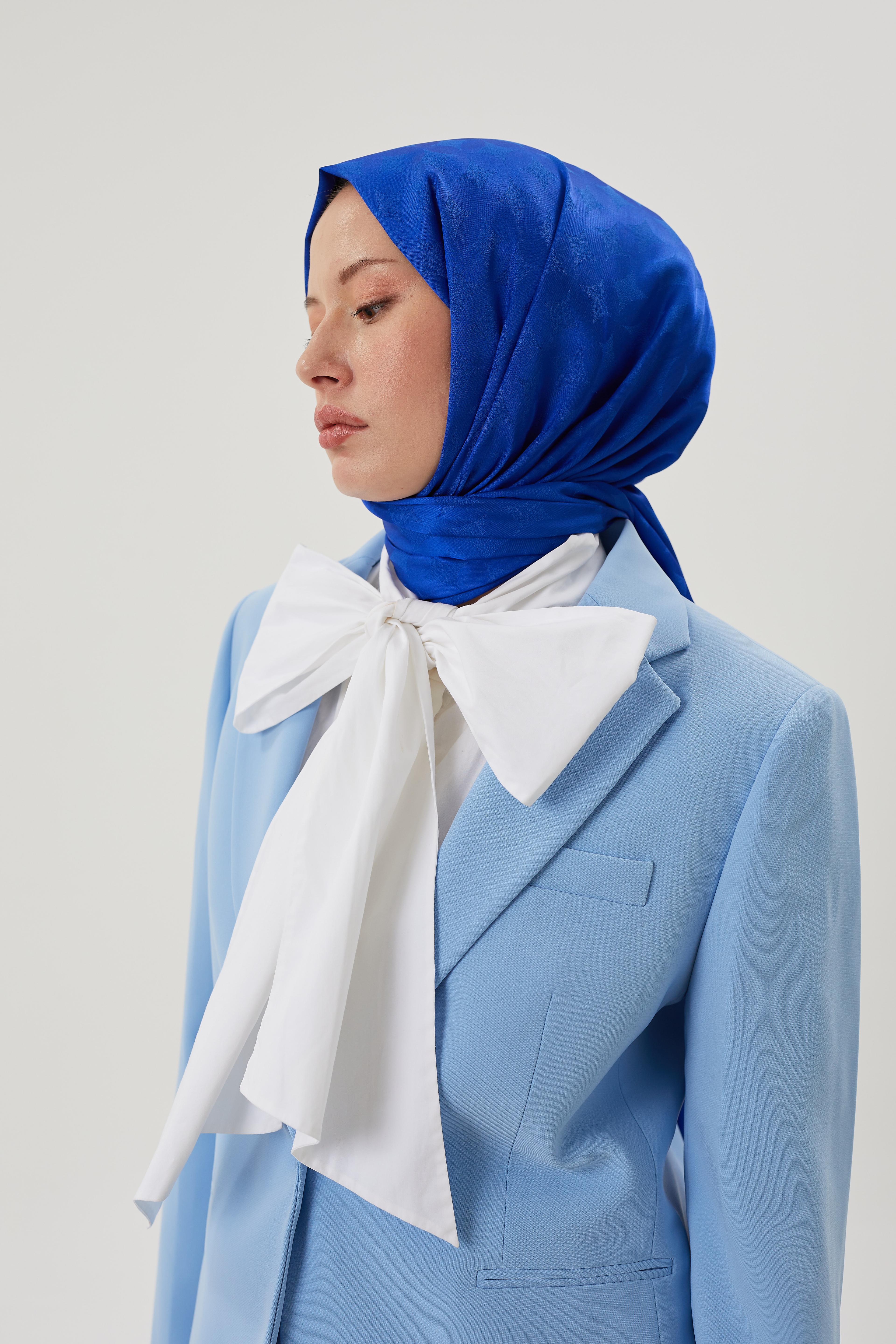 Saks Mavisi Rise Desen Jakar Şal	