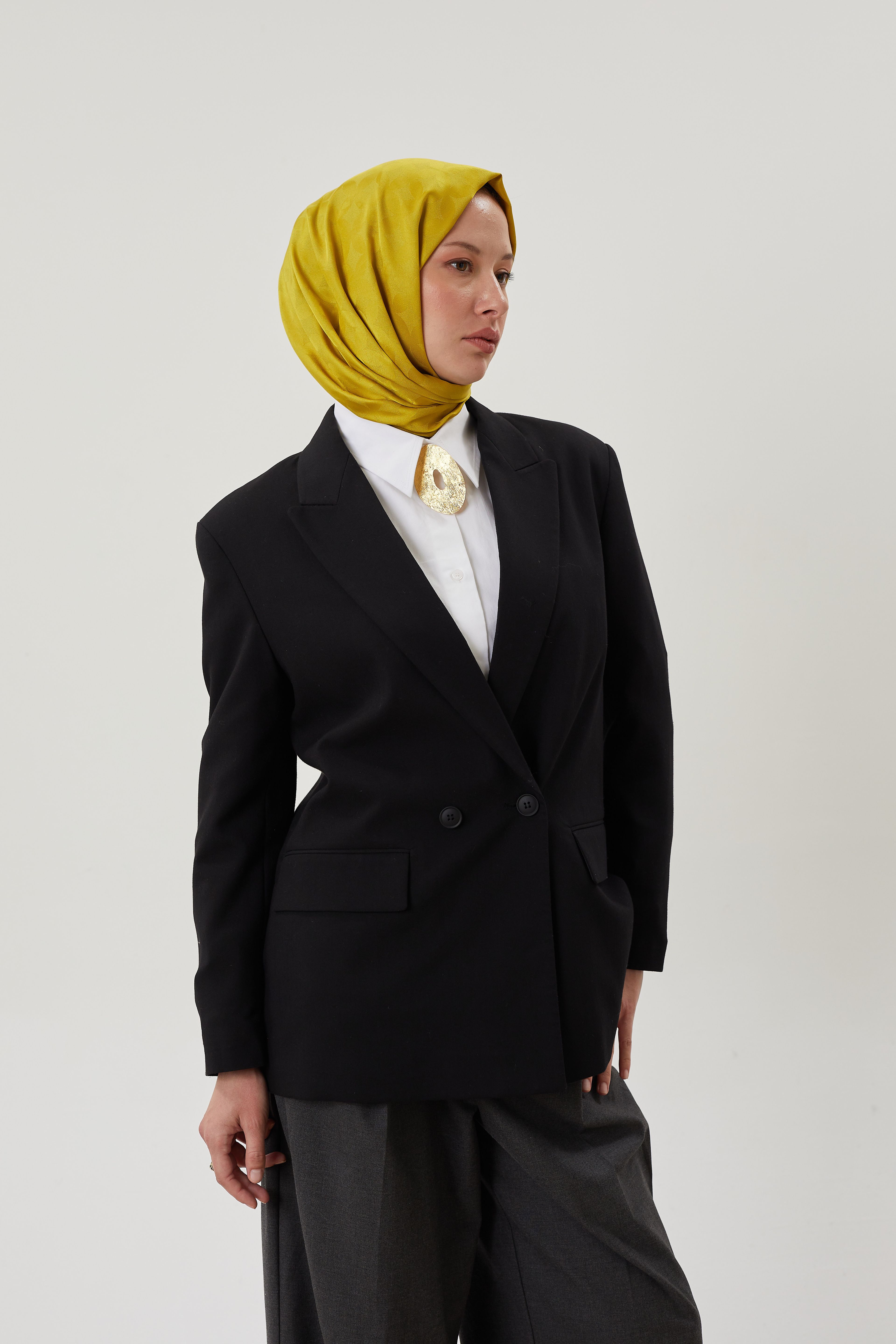 Olive Yeşili Rise Desen Jakar Şal	