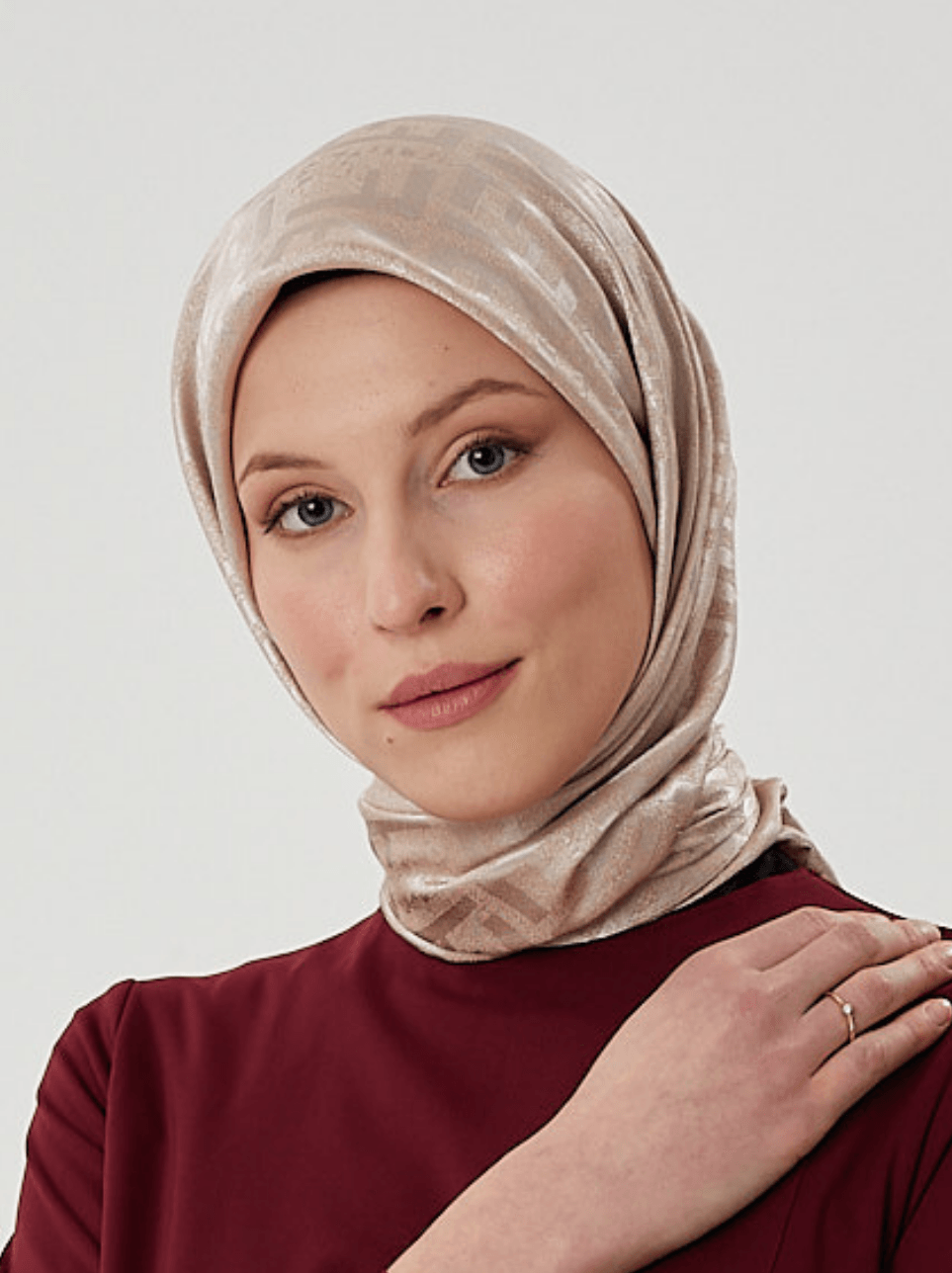 Vizon F Desen Parlak Jakar Eşarp