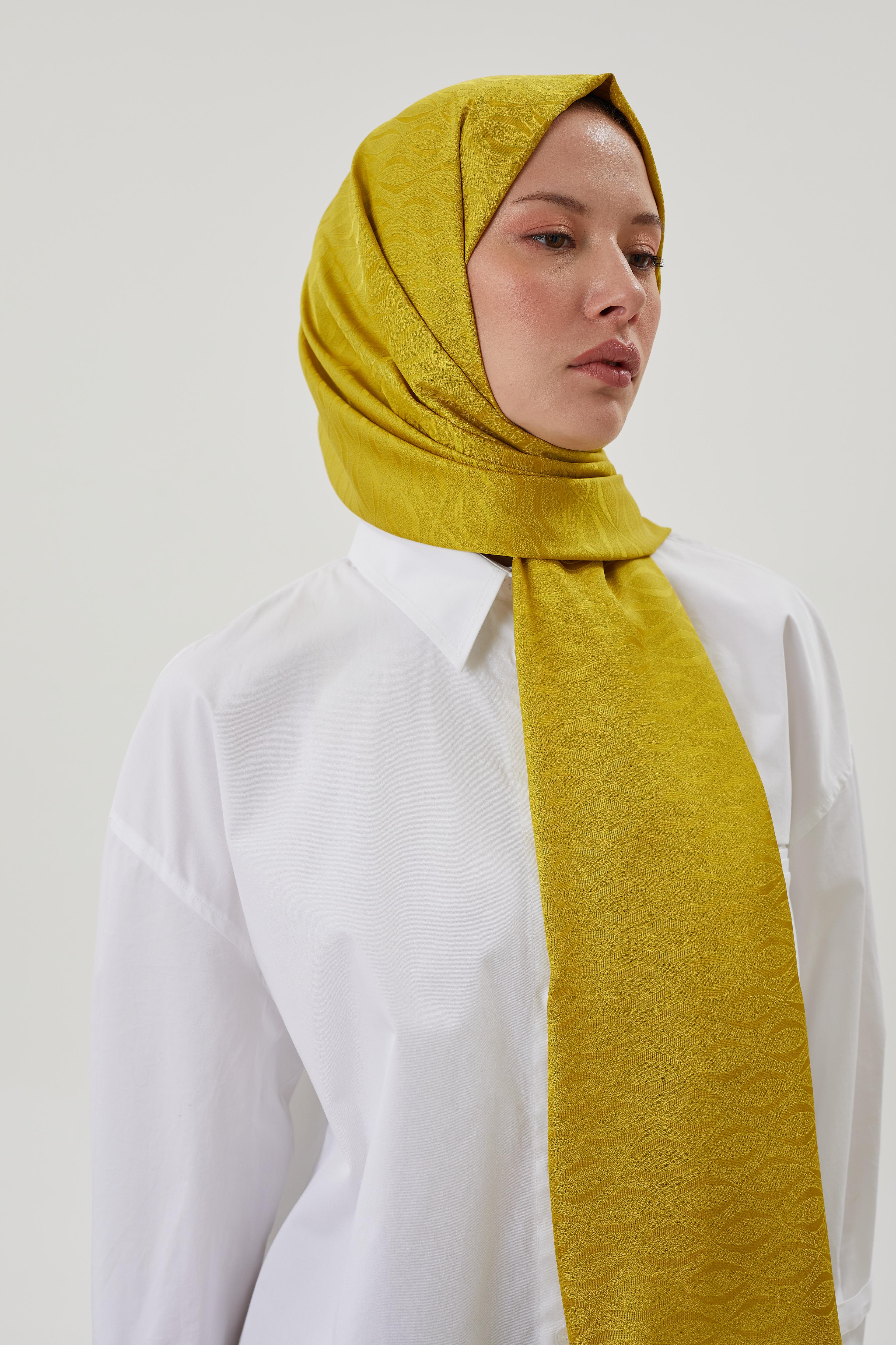 Olive Yeşili Shine Desen Jakar Şal	