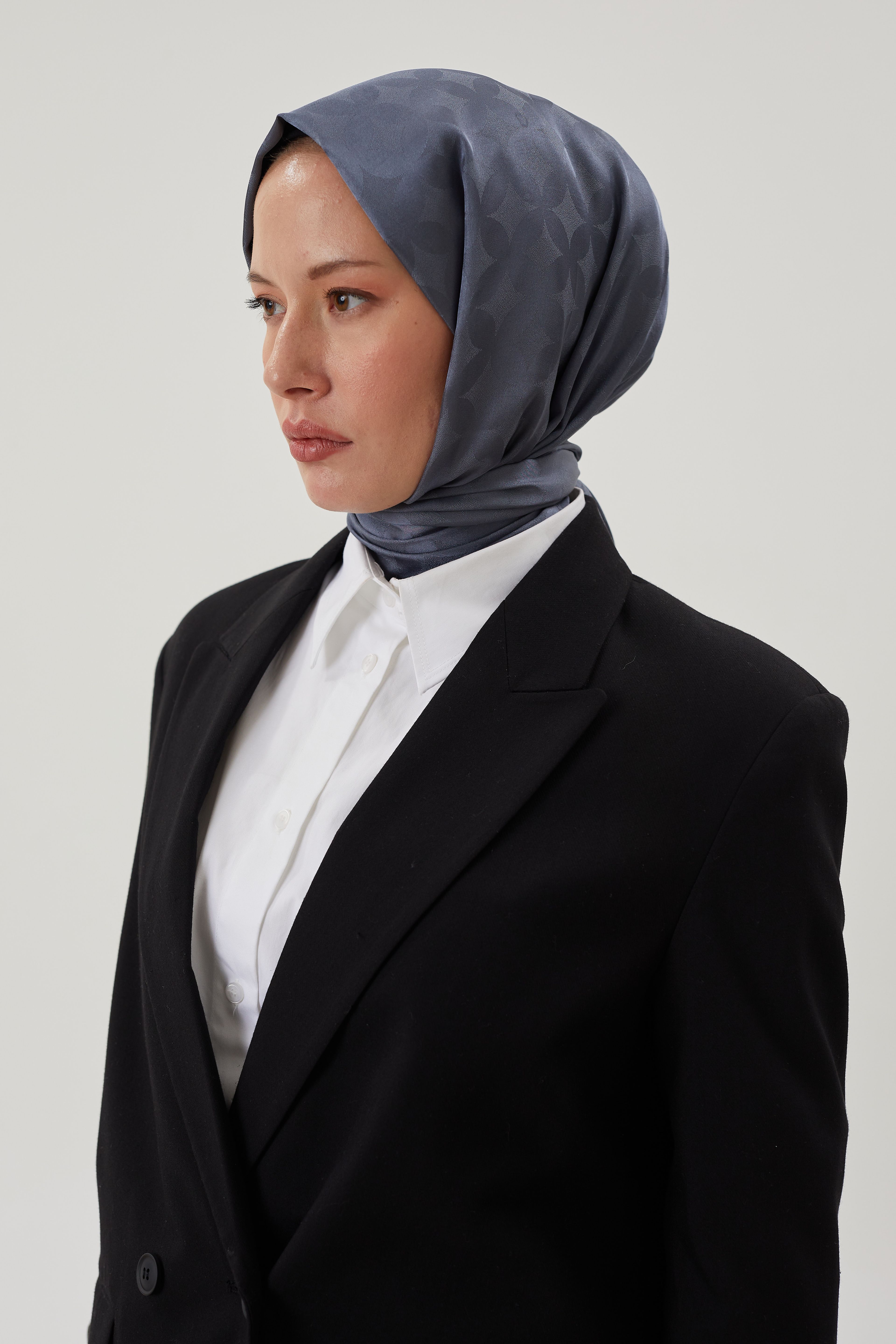 Füme Rise Desen Jakar Şal	