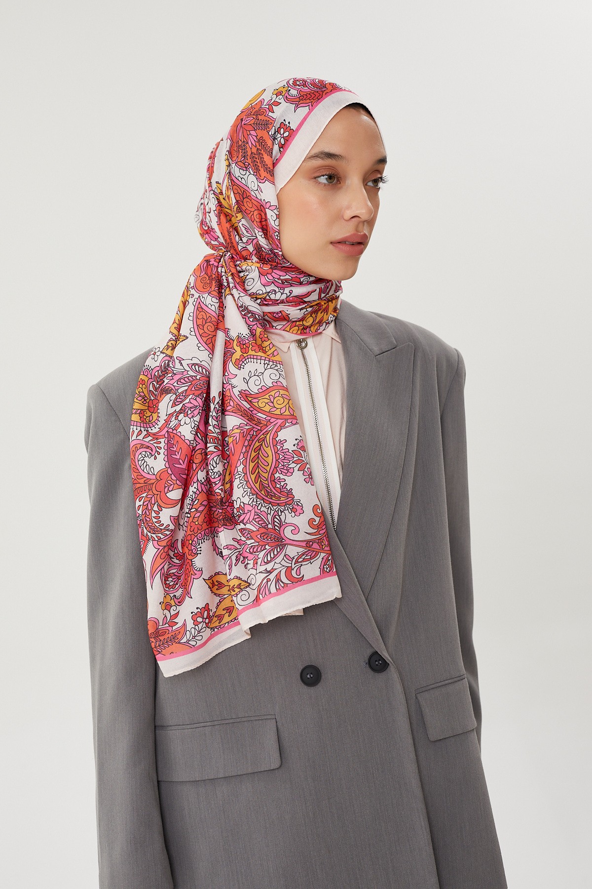 Ekru & Pastel Pembe Retro Desen Şal	