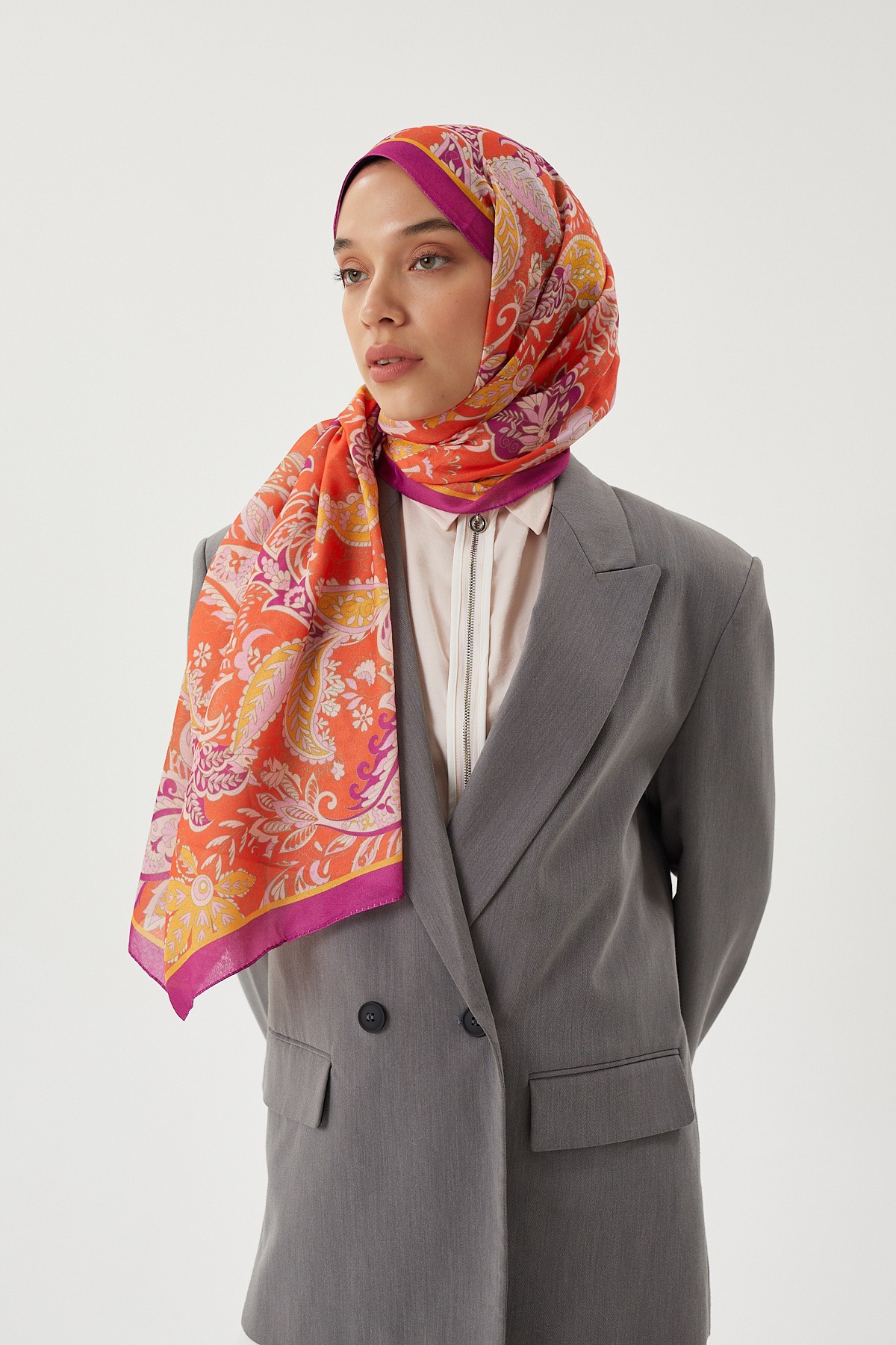 Mor & Turuncu Retro Desen Şal	