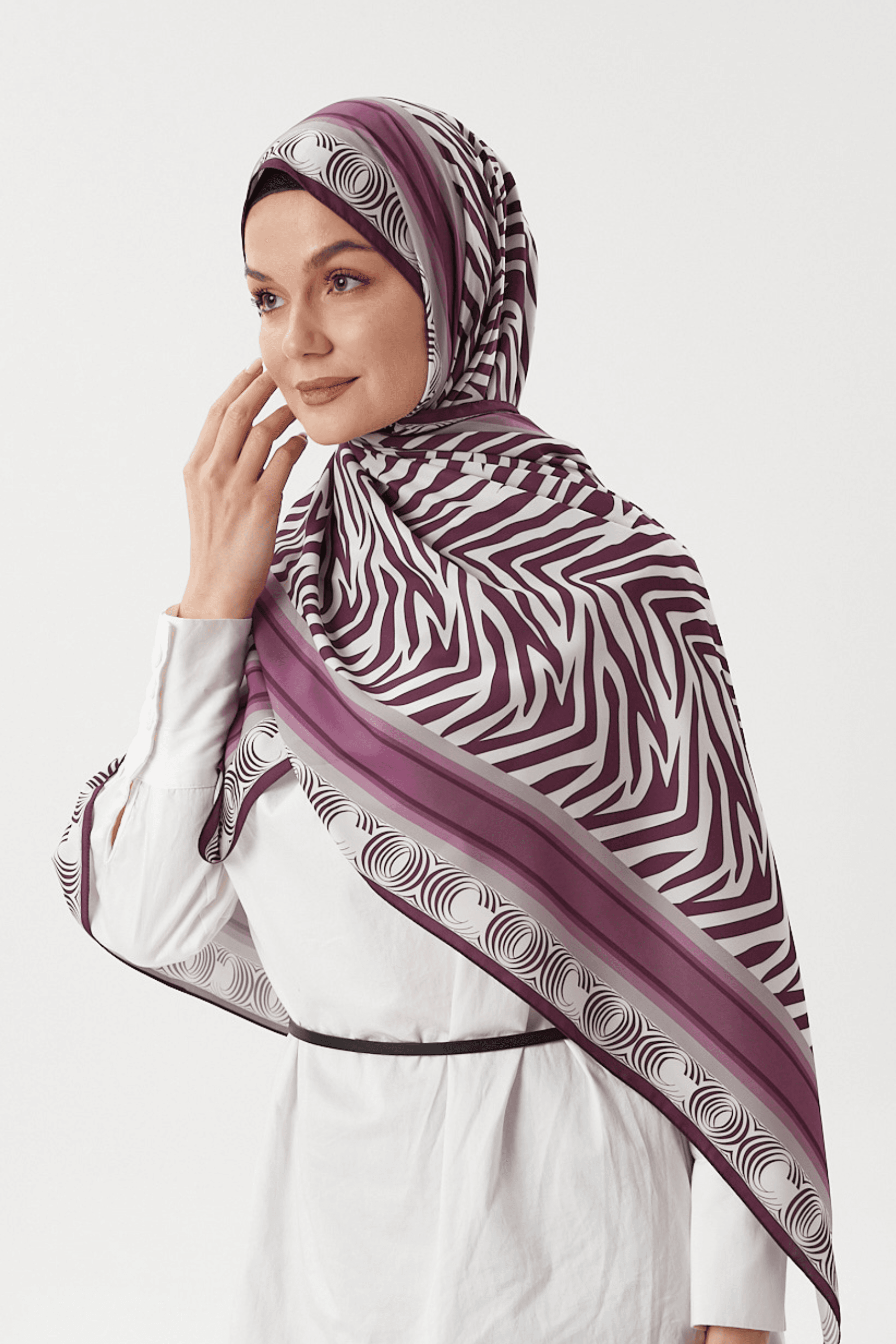 Mor Zebra Desen İpeksi Şal	