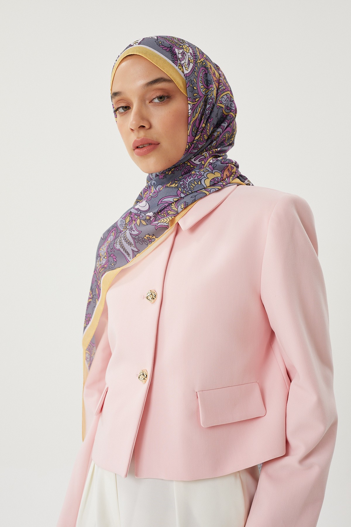 Pastel Sarı & Gri Retro Desen Şal	