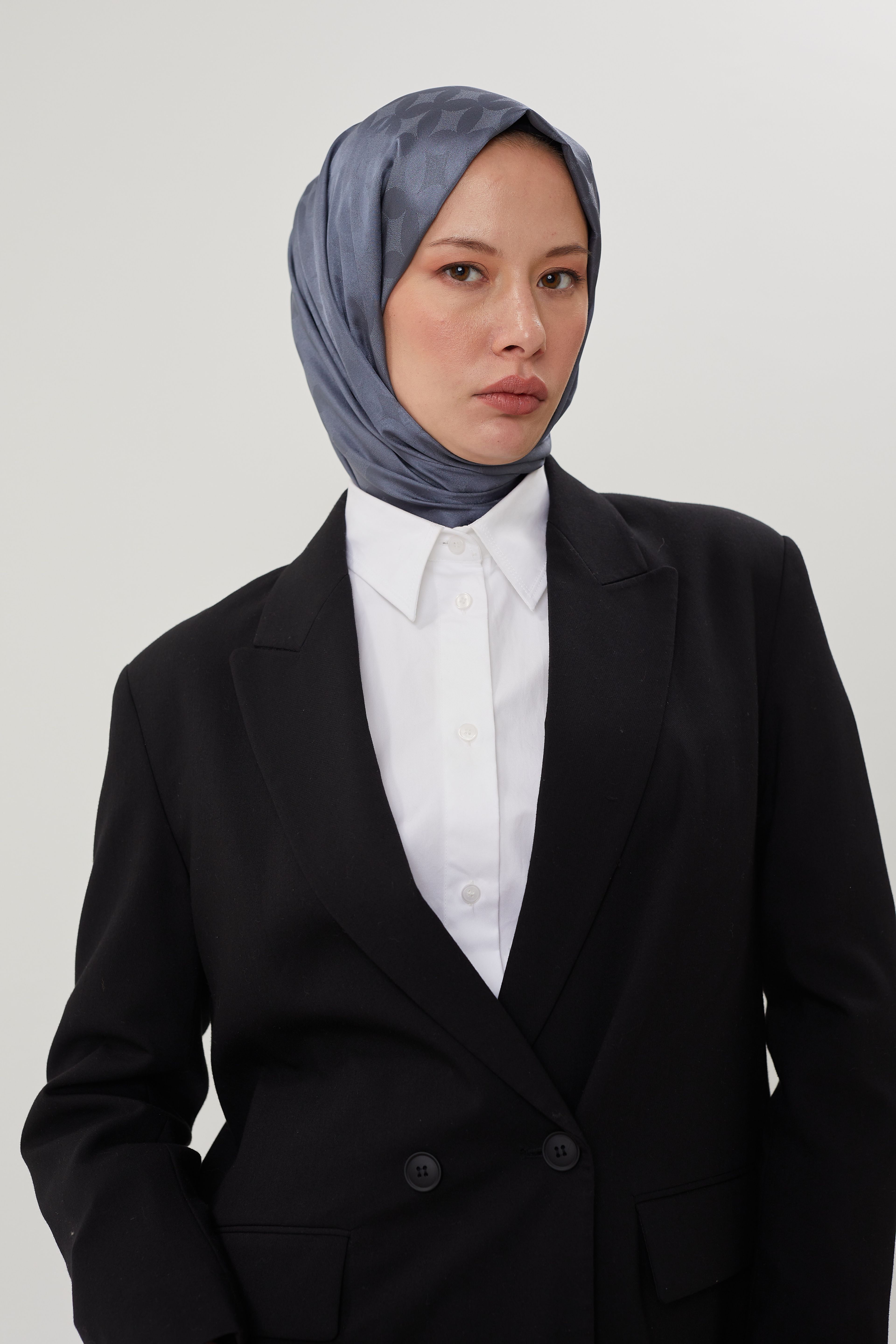 Füme Rise Desen Jakar Şal	