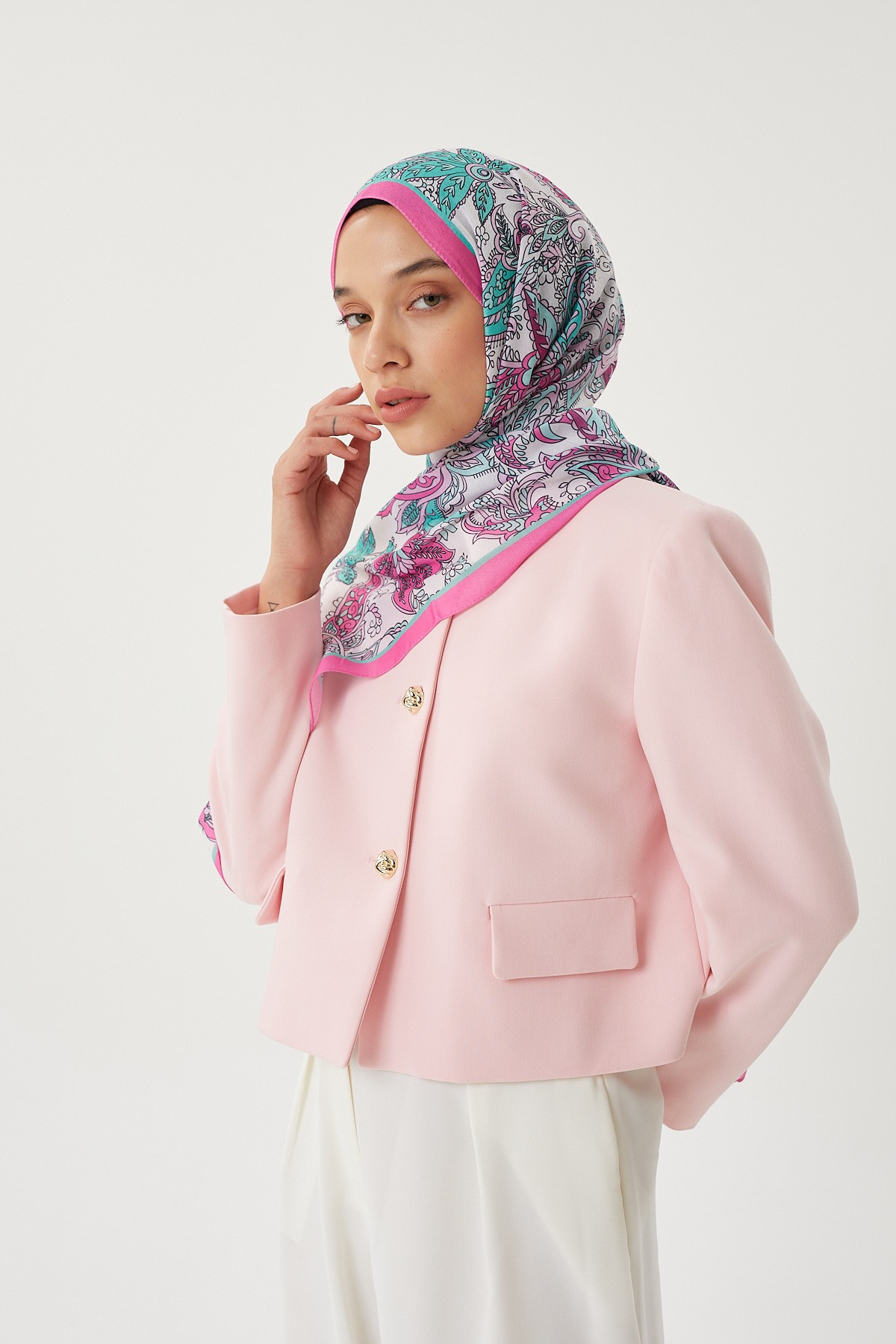 Şeker Pembe & Taş Retro Desen Şal	