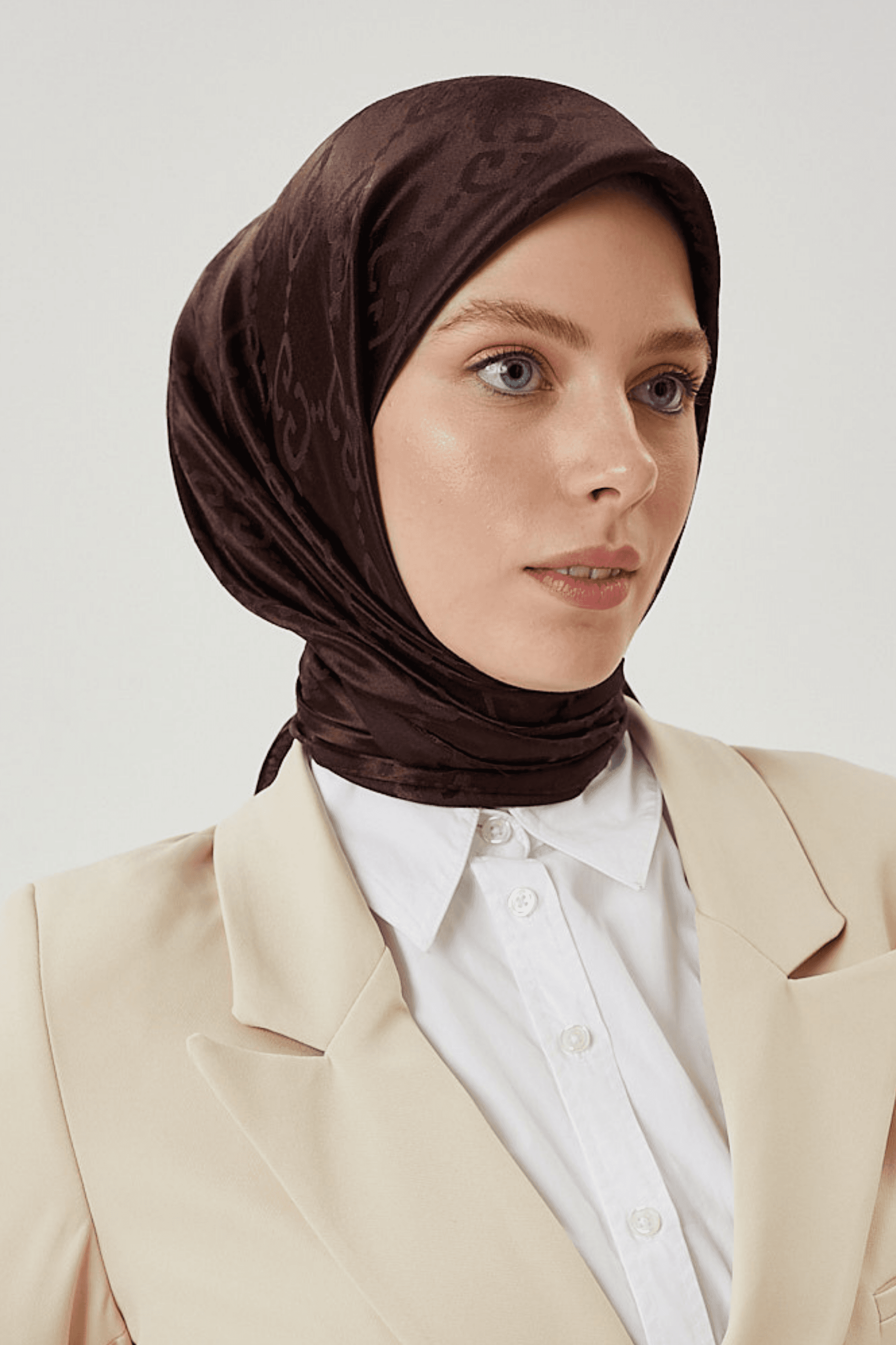 Acı Kahve G Desen Parlak Jakar Eşarp