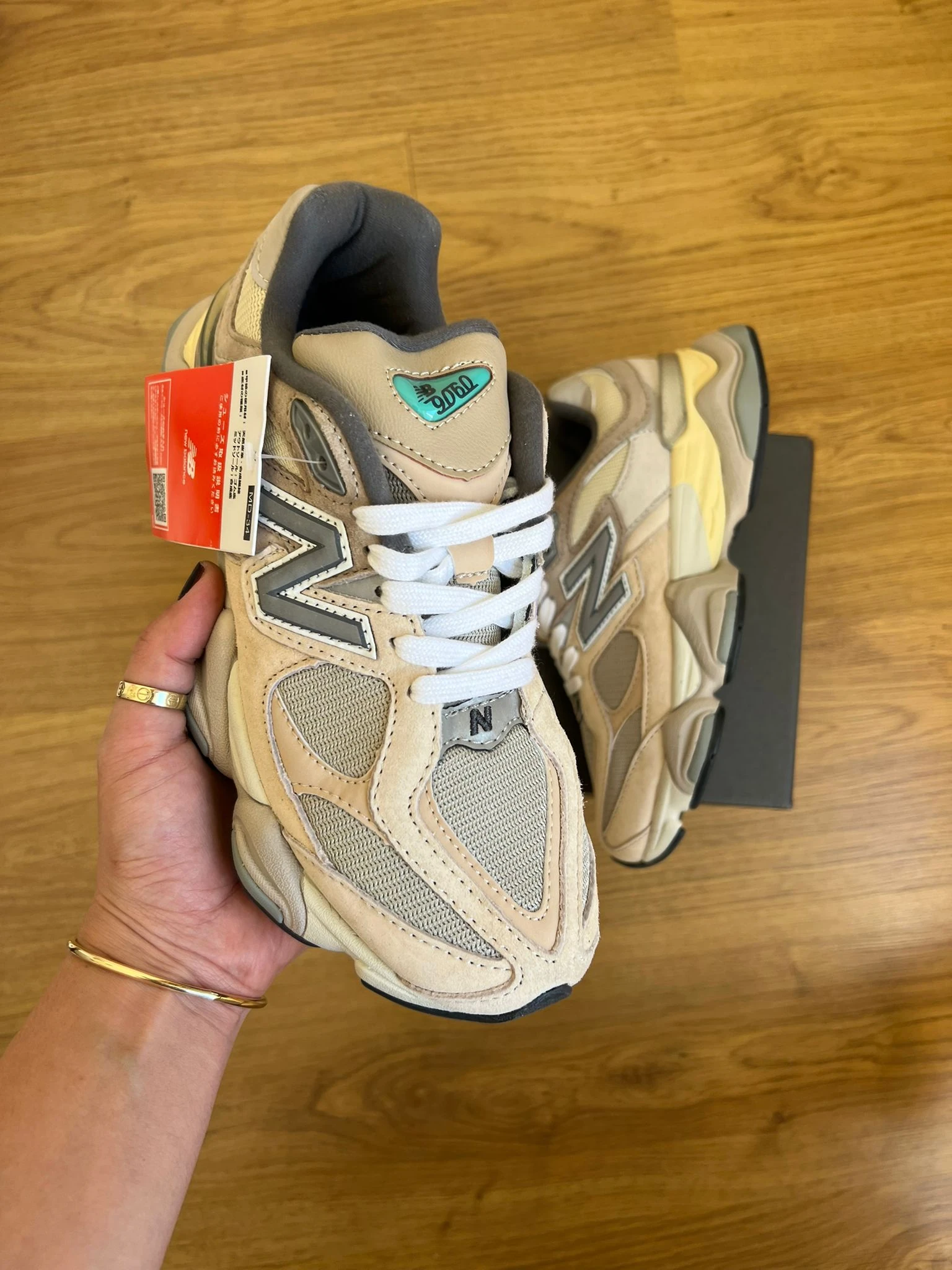 New Balance 9060 Beige ( Dar Kalıp )