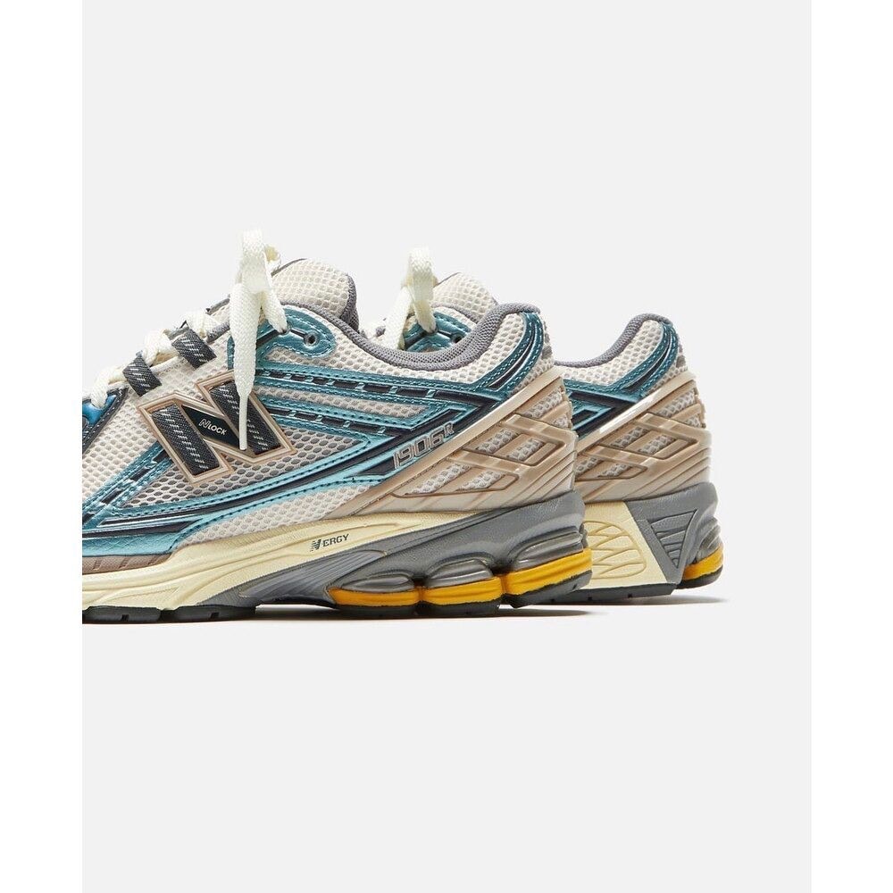 New Balance 1906R Spruce  