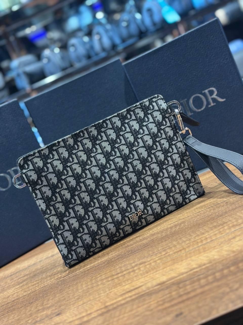 Dior Men Clutch Black (premium)