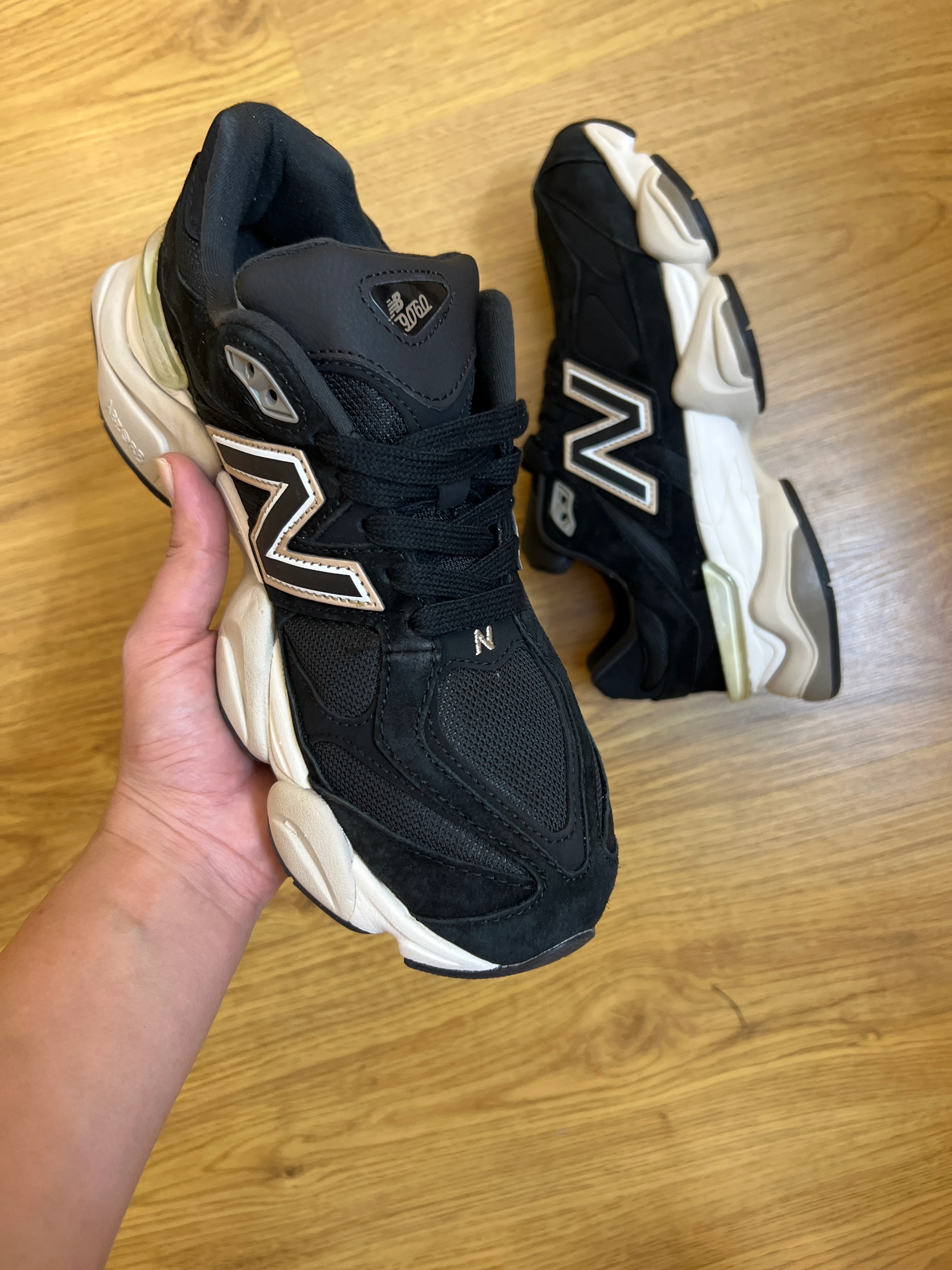 New Balance 9060 Black ( Dar Kalıp )