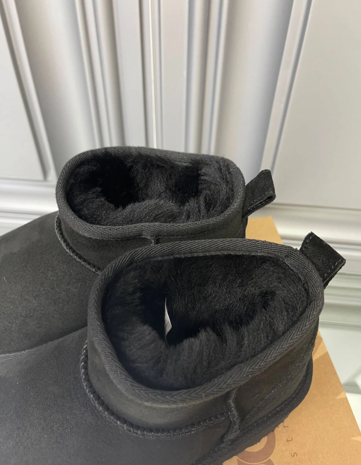 U.G.G W Platform Mini Black ( Dar Kalıp )