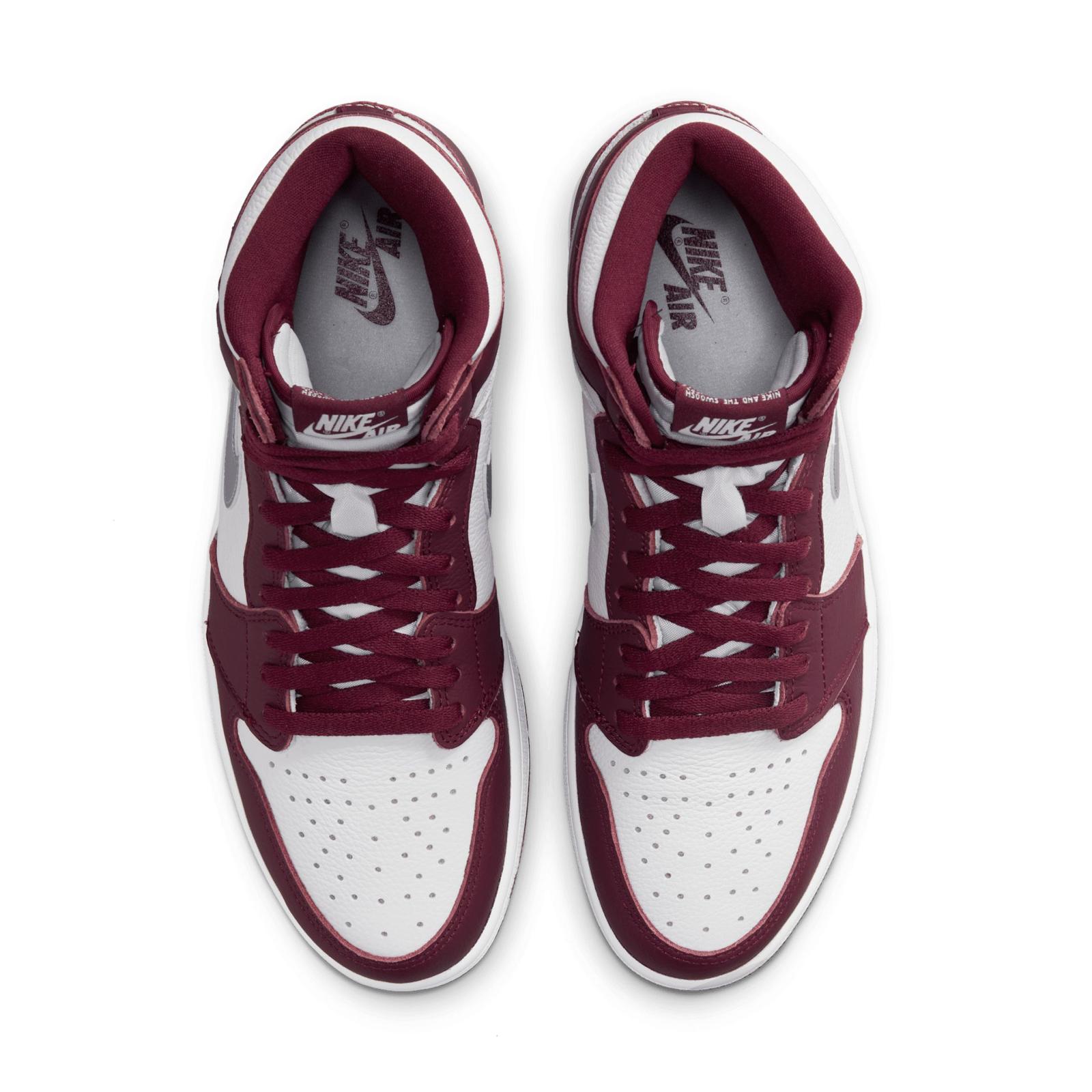 Nike Air Jordan 1 Retro High OG Bordeaux